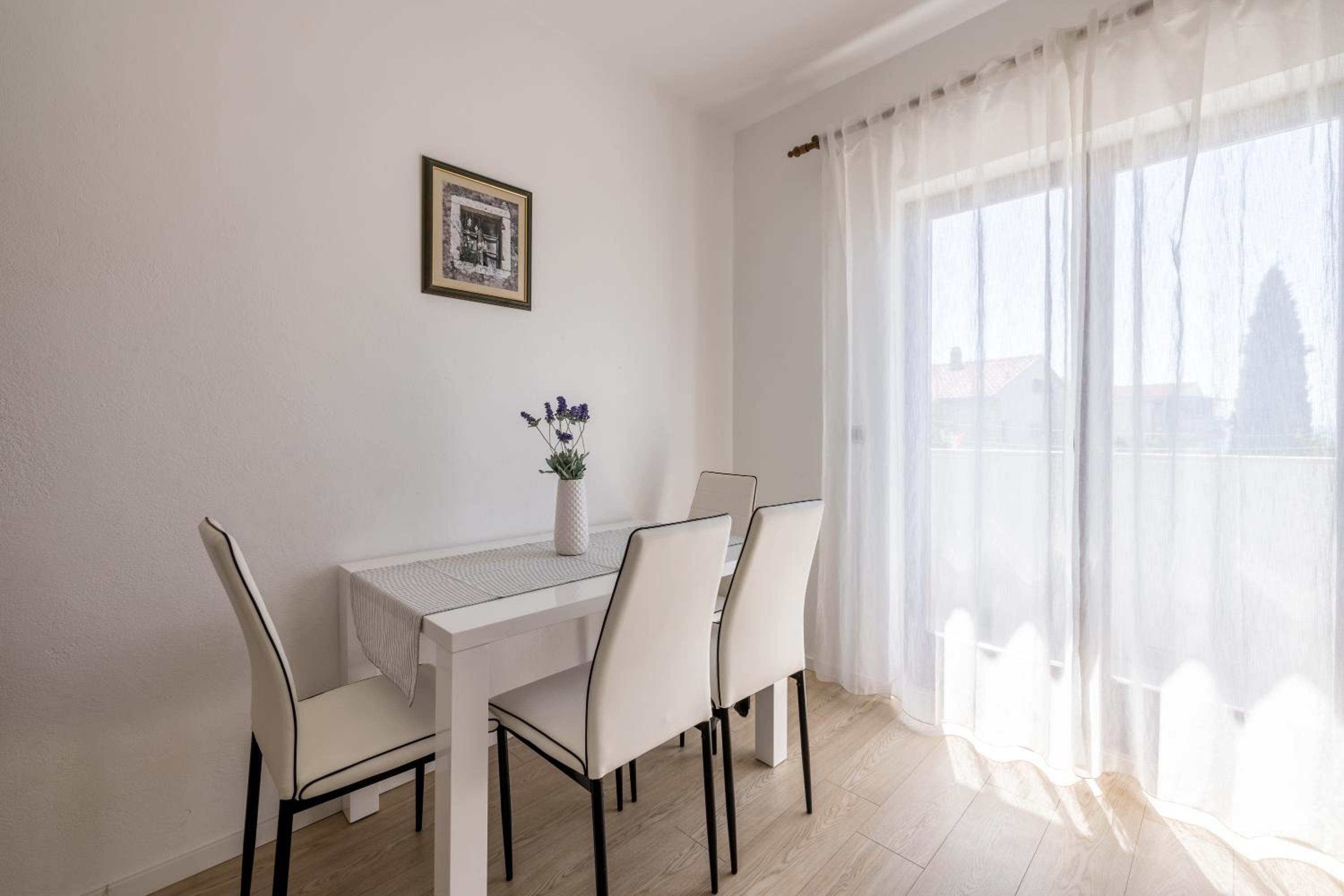 Holiday House Krishto