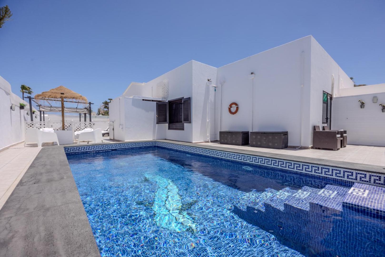 Villa Victoria just 150 metres from Playa Bastian Costa Teguise