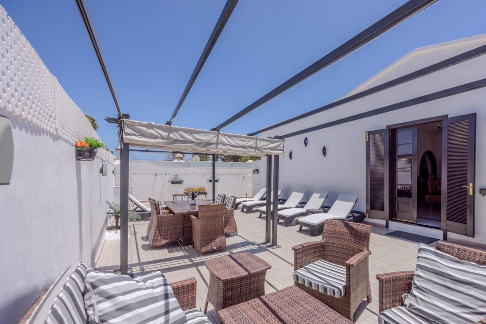Villa Victoria just 150 metres from Playa Bastian Costa Teguise