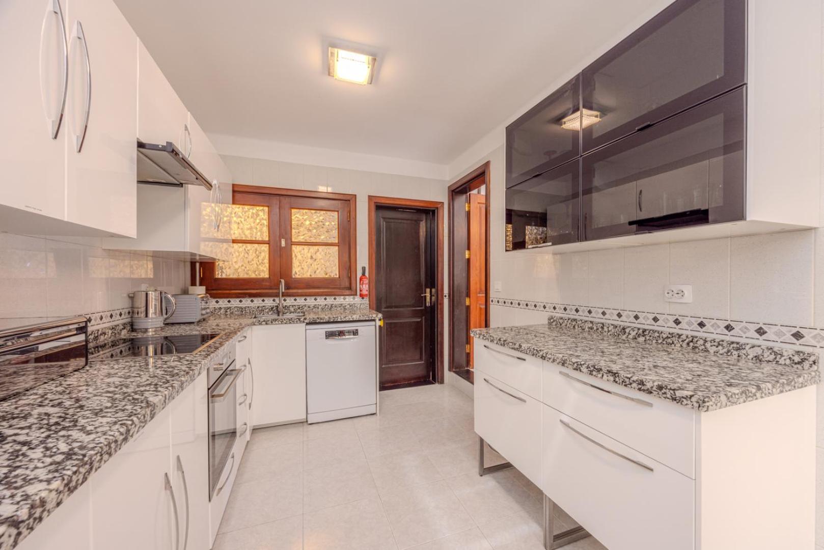 Villa Victoria just 150 metres from Playa Bastian Costa Teguise