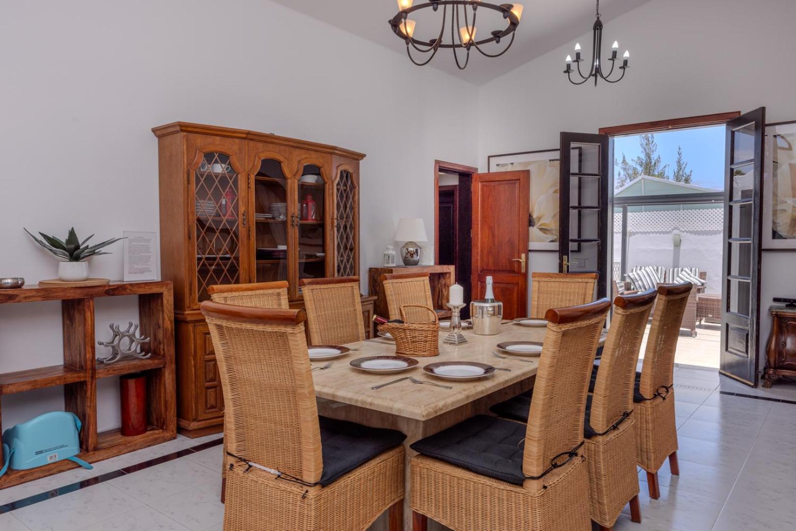 Villa Victoria just 150 metres from Playa Bastian Costa Teguise