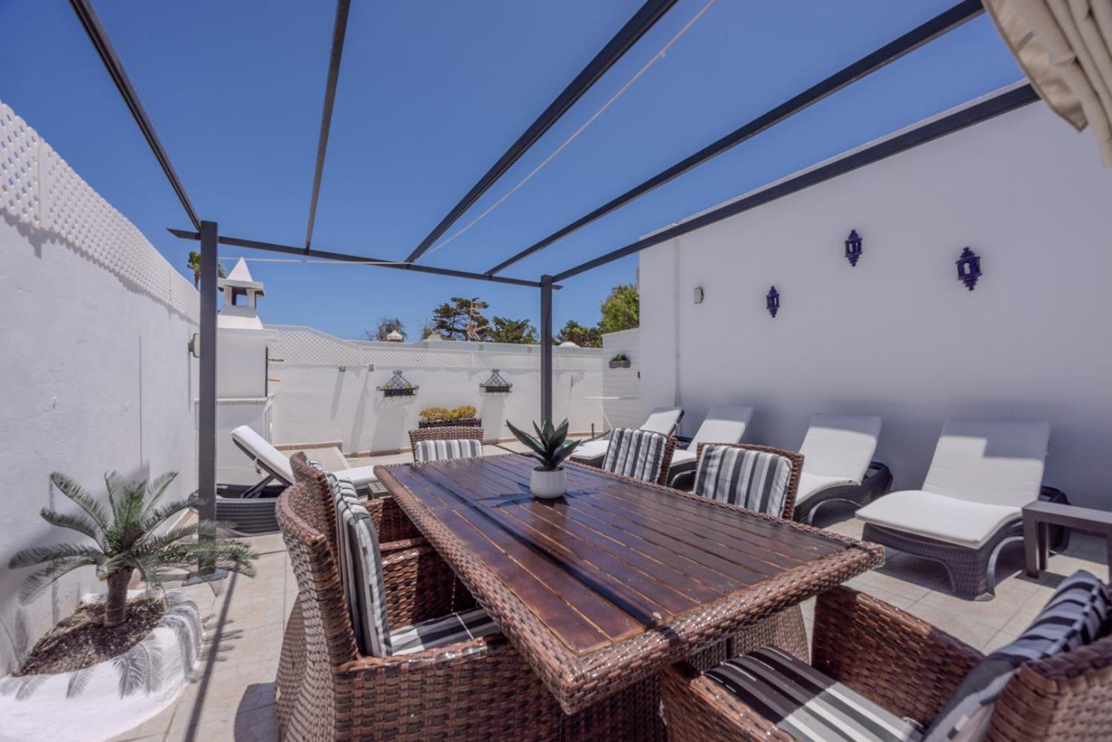 Villa Victoria just 150 metres from Playa Bastian Costa Teguise