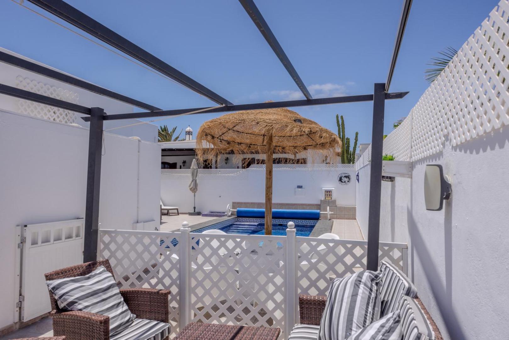 Villa Victoria just 150 metres from Playa Bastian Costa Teguise
