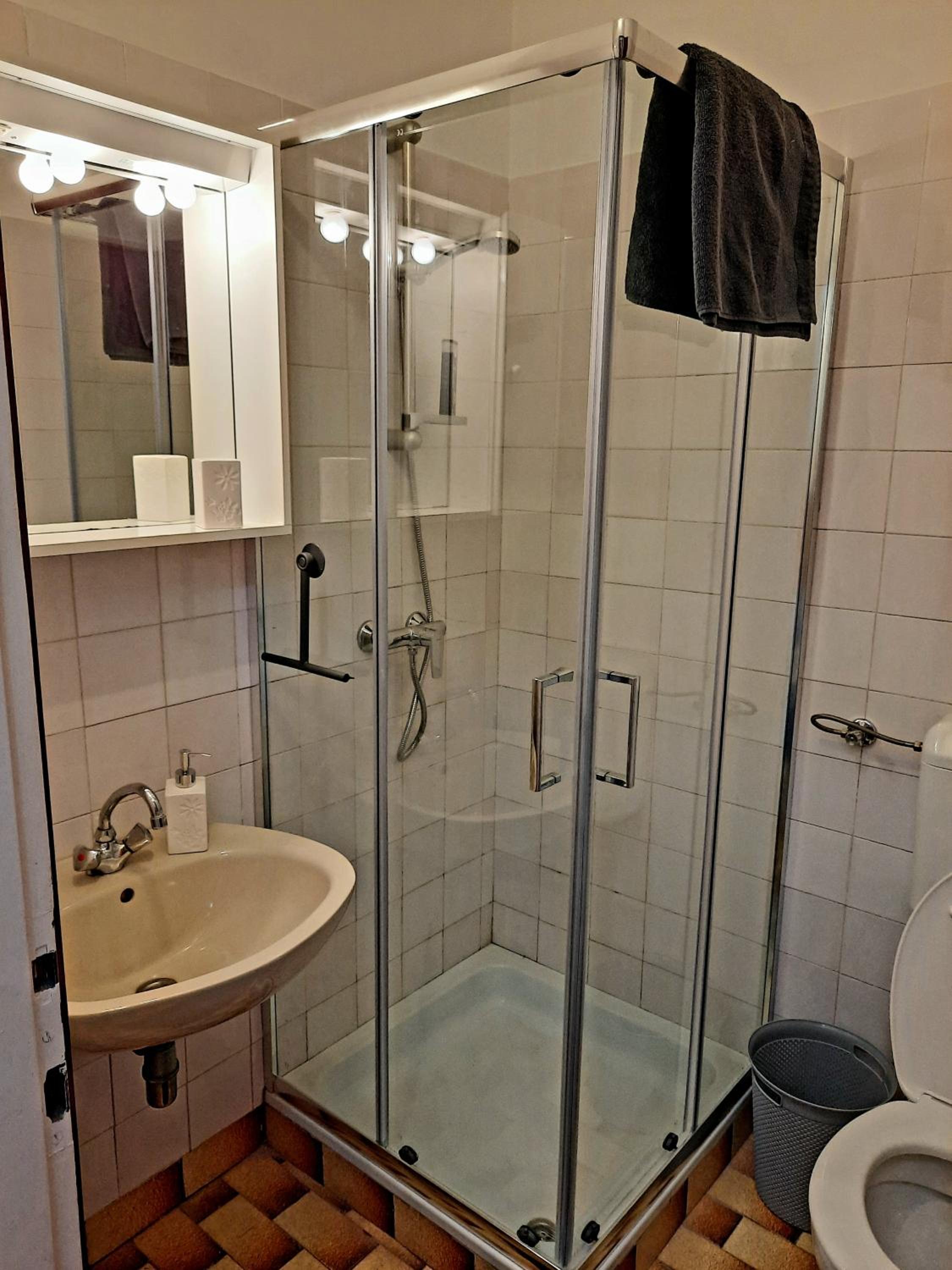 Photo 47