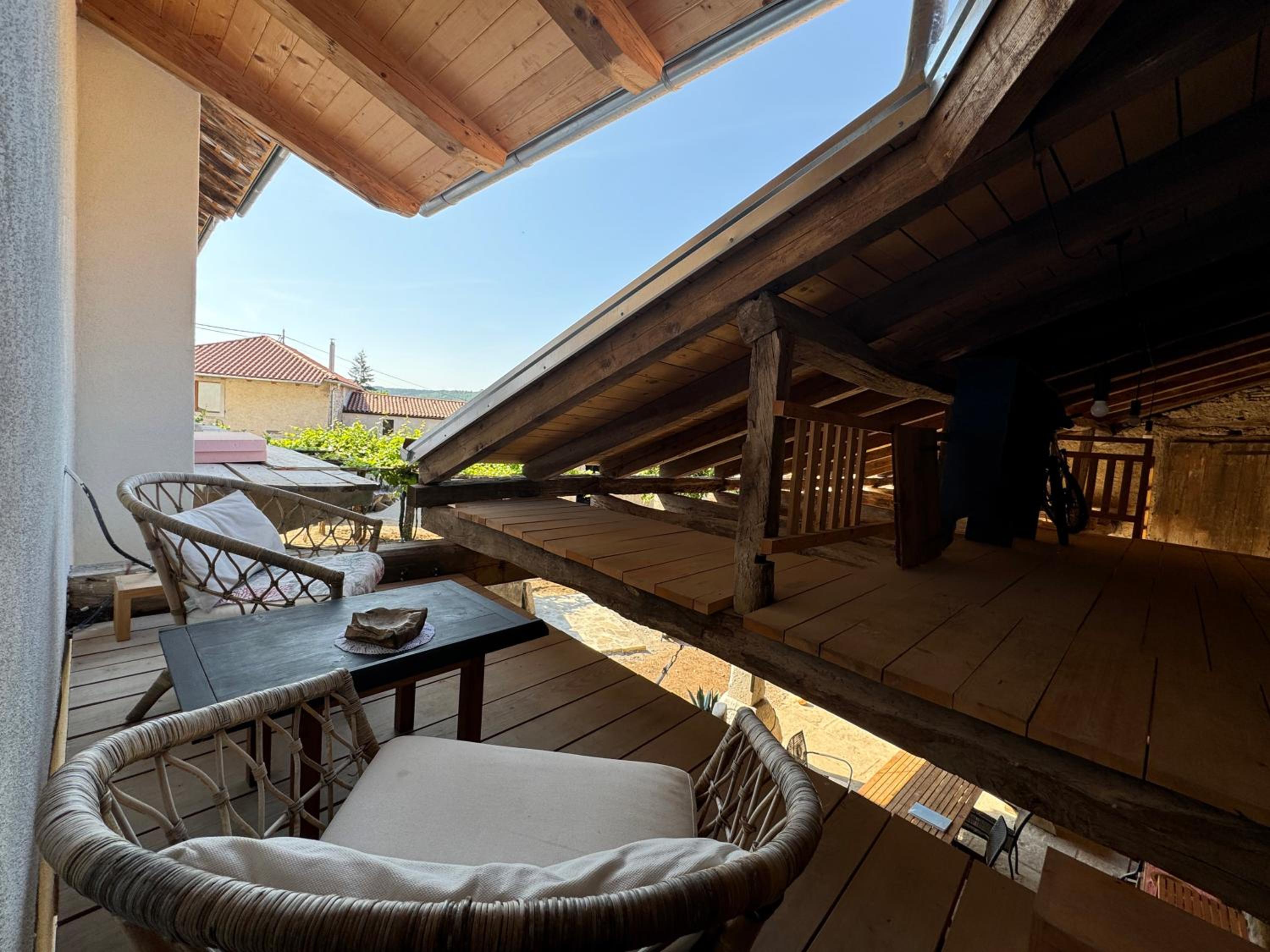 Vila Kobdilj 1835 - Unique Stay in Karst Stone Villa