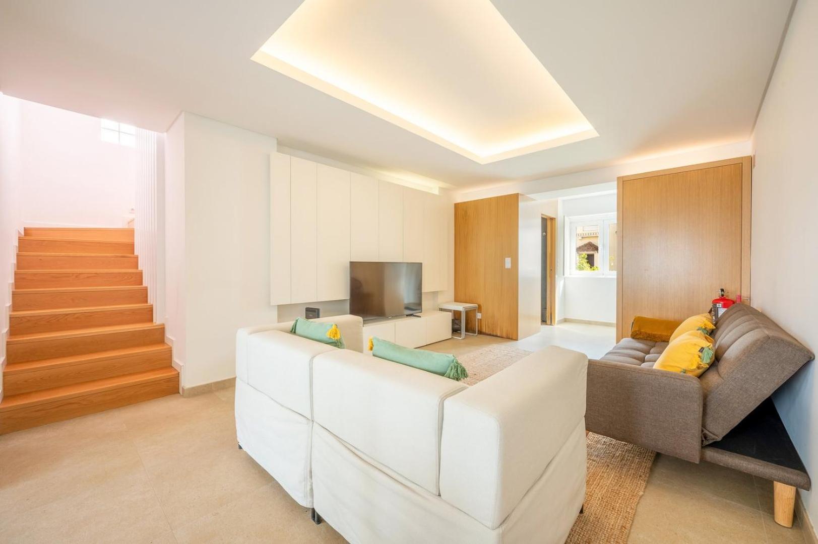 GuestReady - Modernity Refine near Airport view 4