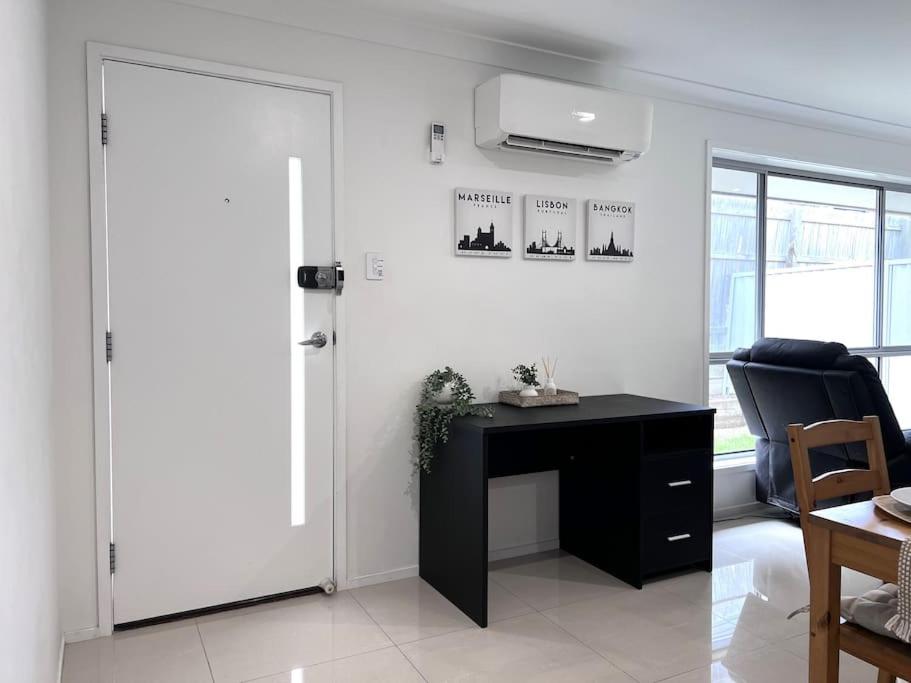 2 Bedroom Self-Contained Accommodation with Aircon