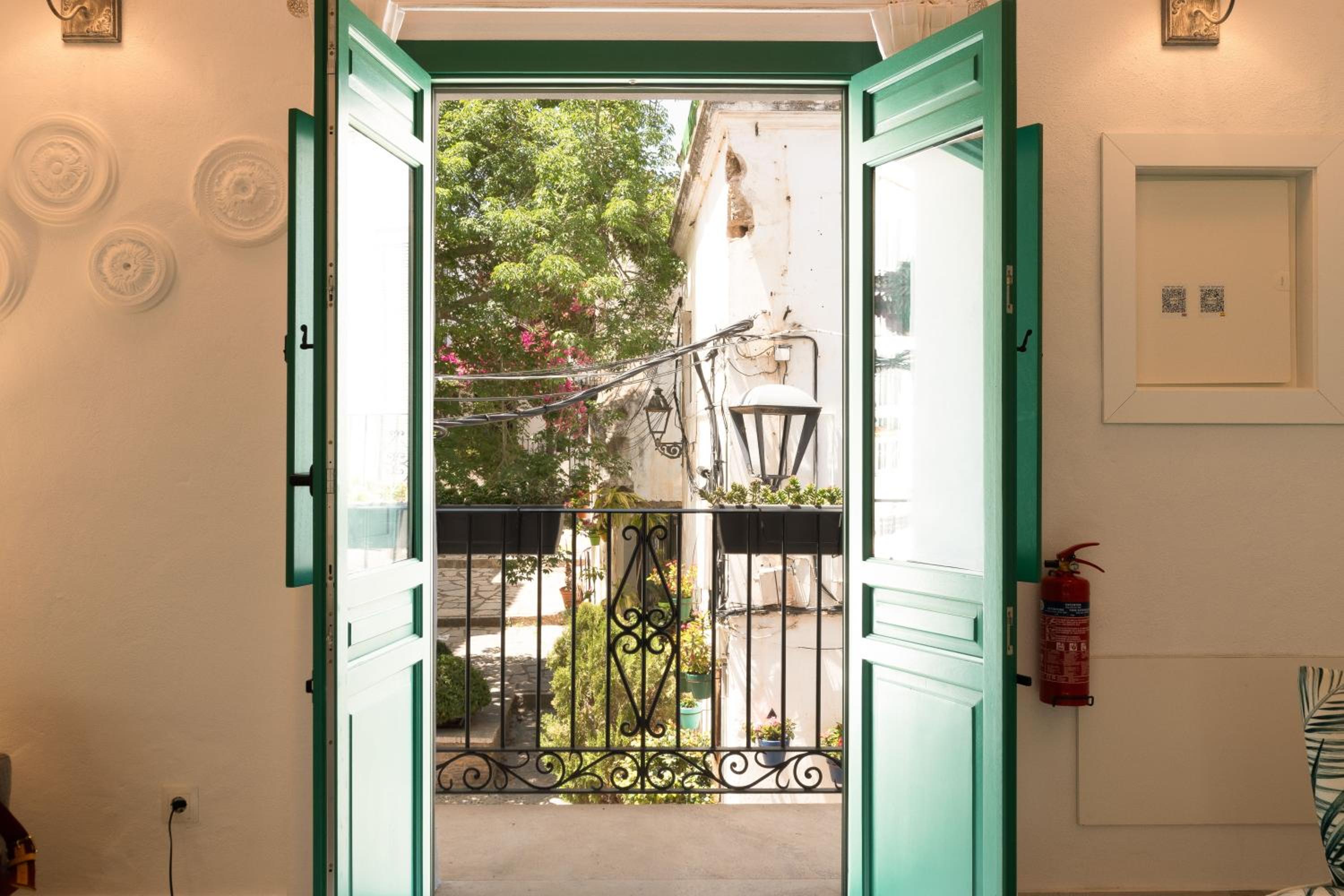 Casa Esmeralda - Luxury Boutique Apartments Old Town