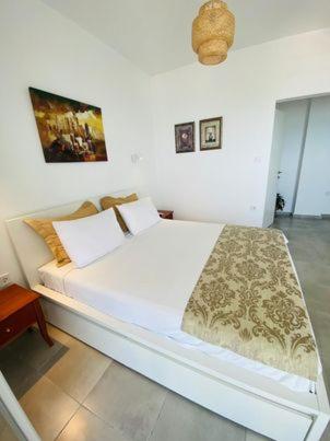 Sea view apartment2 photo 2