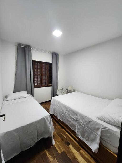 Casa grande com piscina Chácara do Dinho
