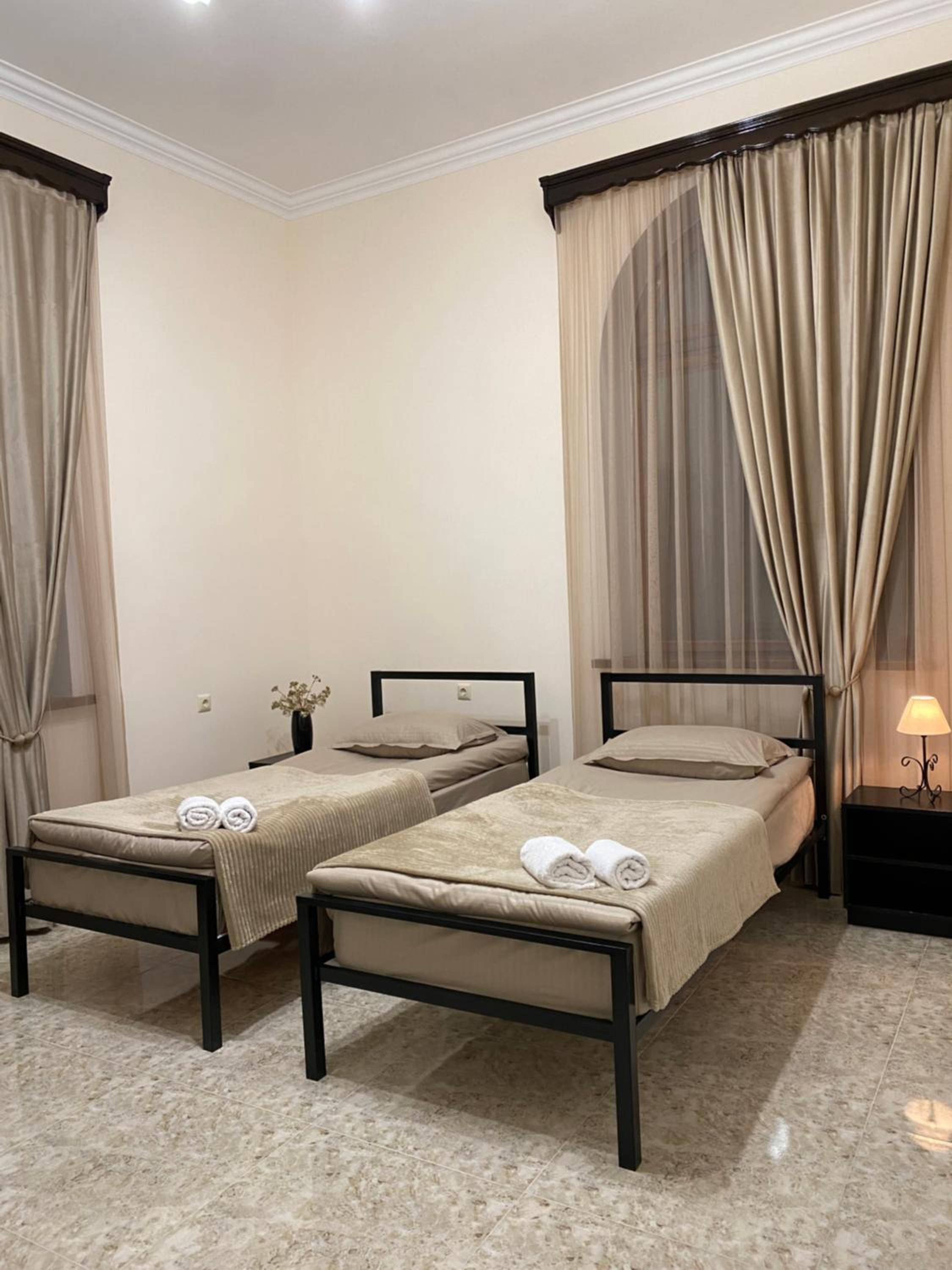 Yan Guest House