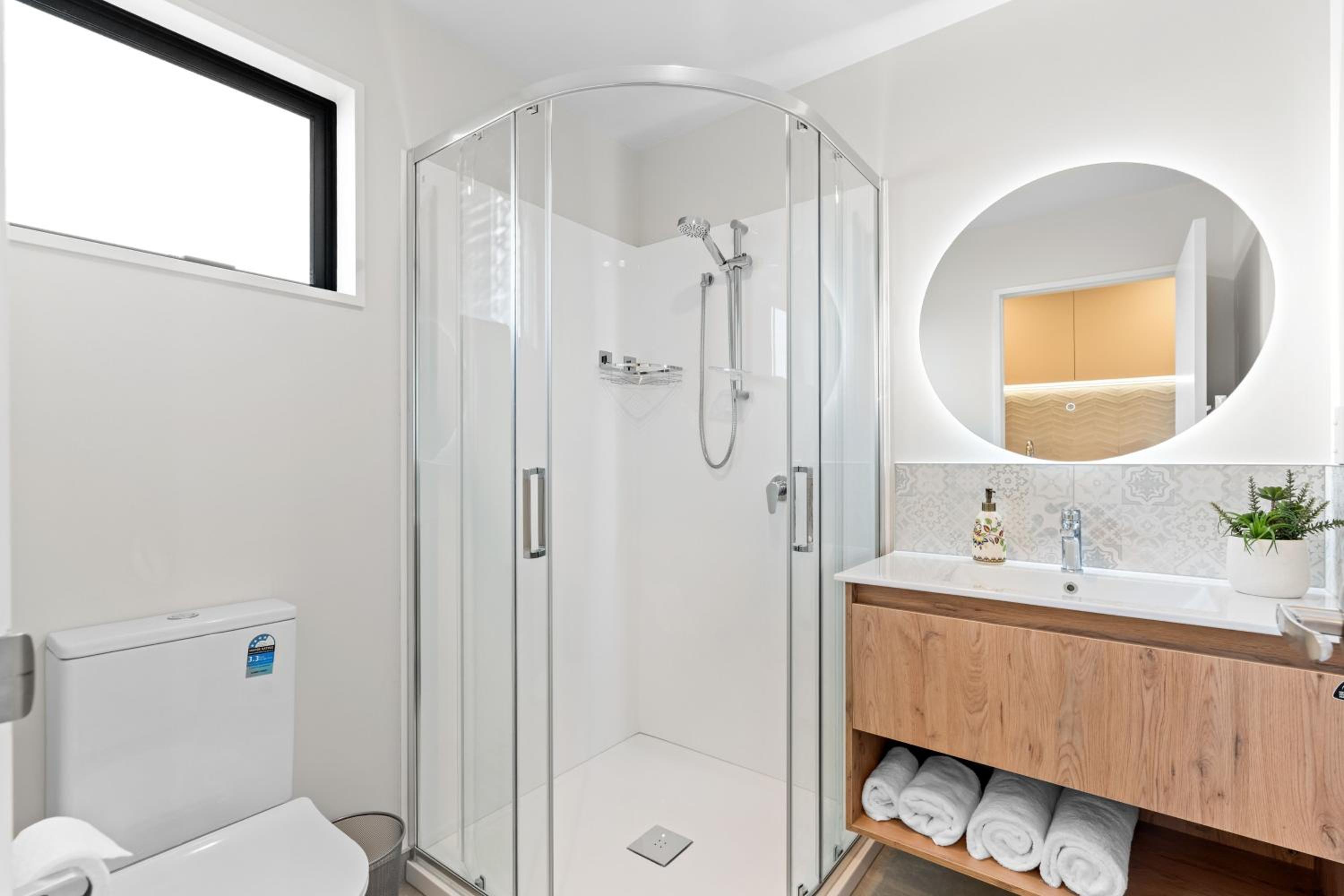 Sunshine Suites