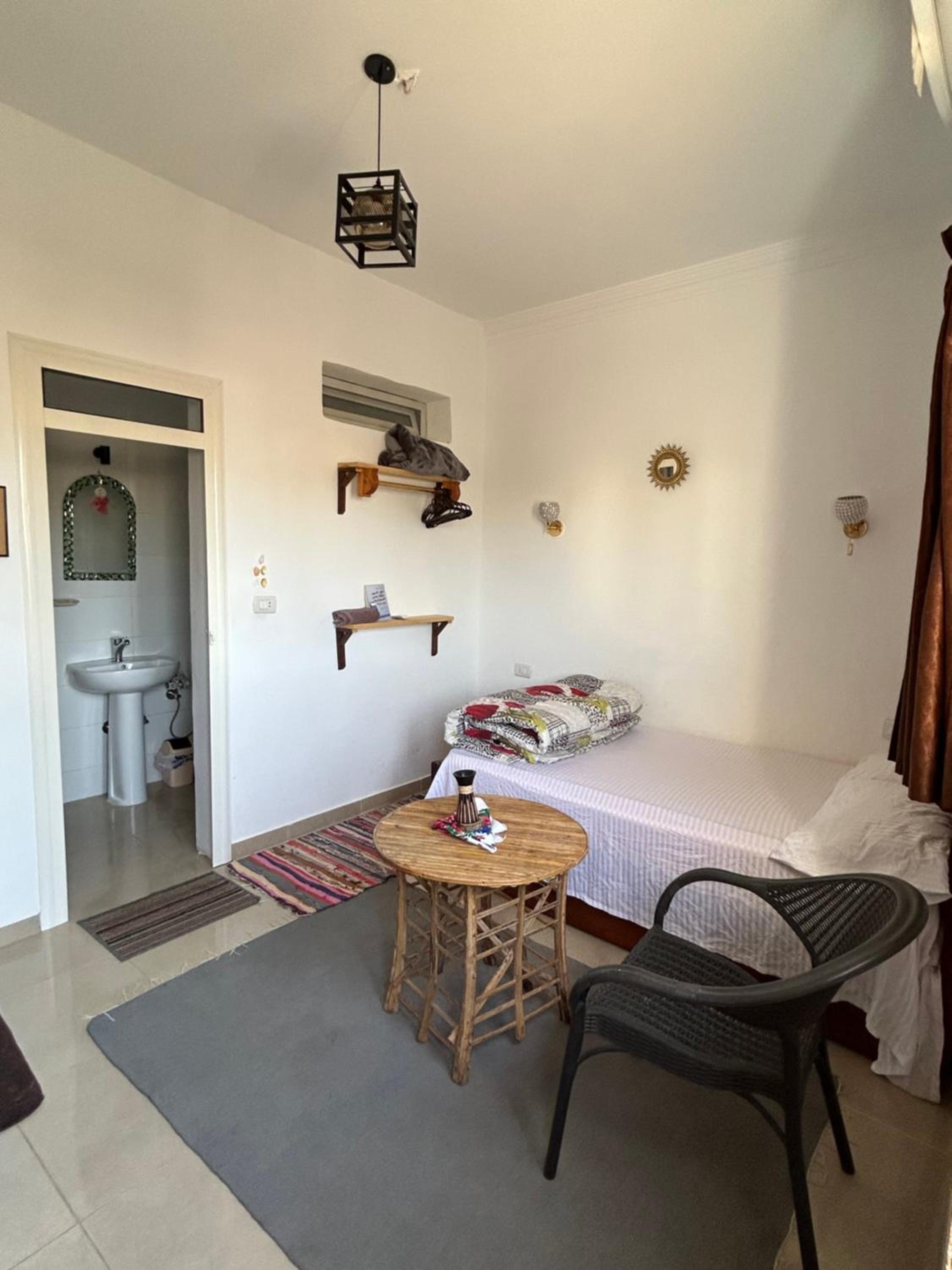 Bedoune House-Light House - Image 2