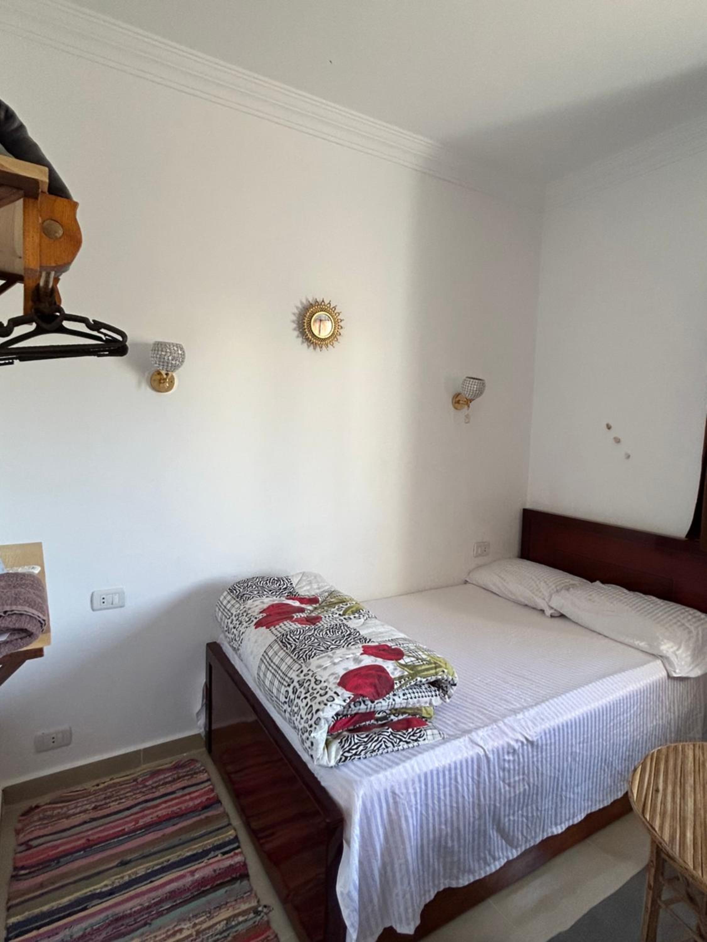 Bedoune House-Light House - Image 3