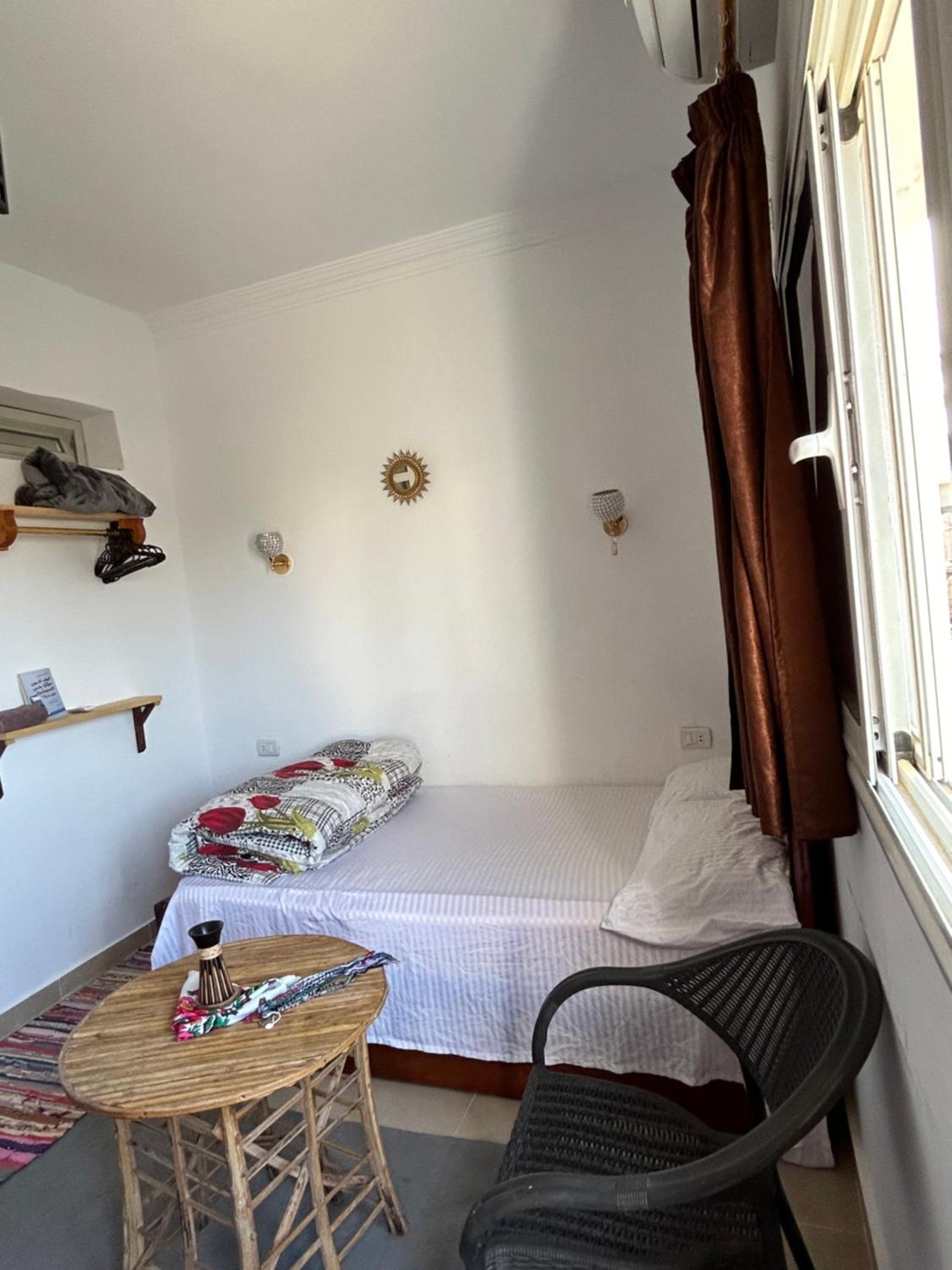 Bedoune House-Light House - Image 4