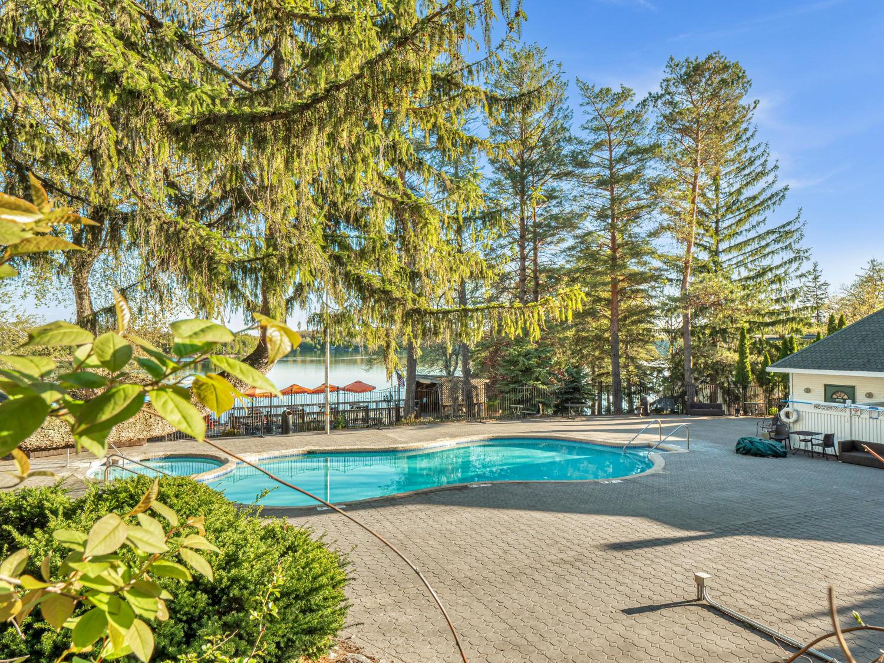 Victorian Inn Elkhart Lake view 4