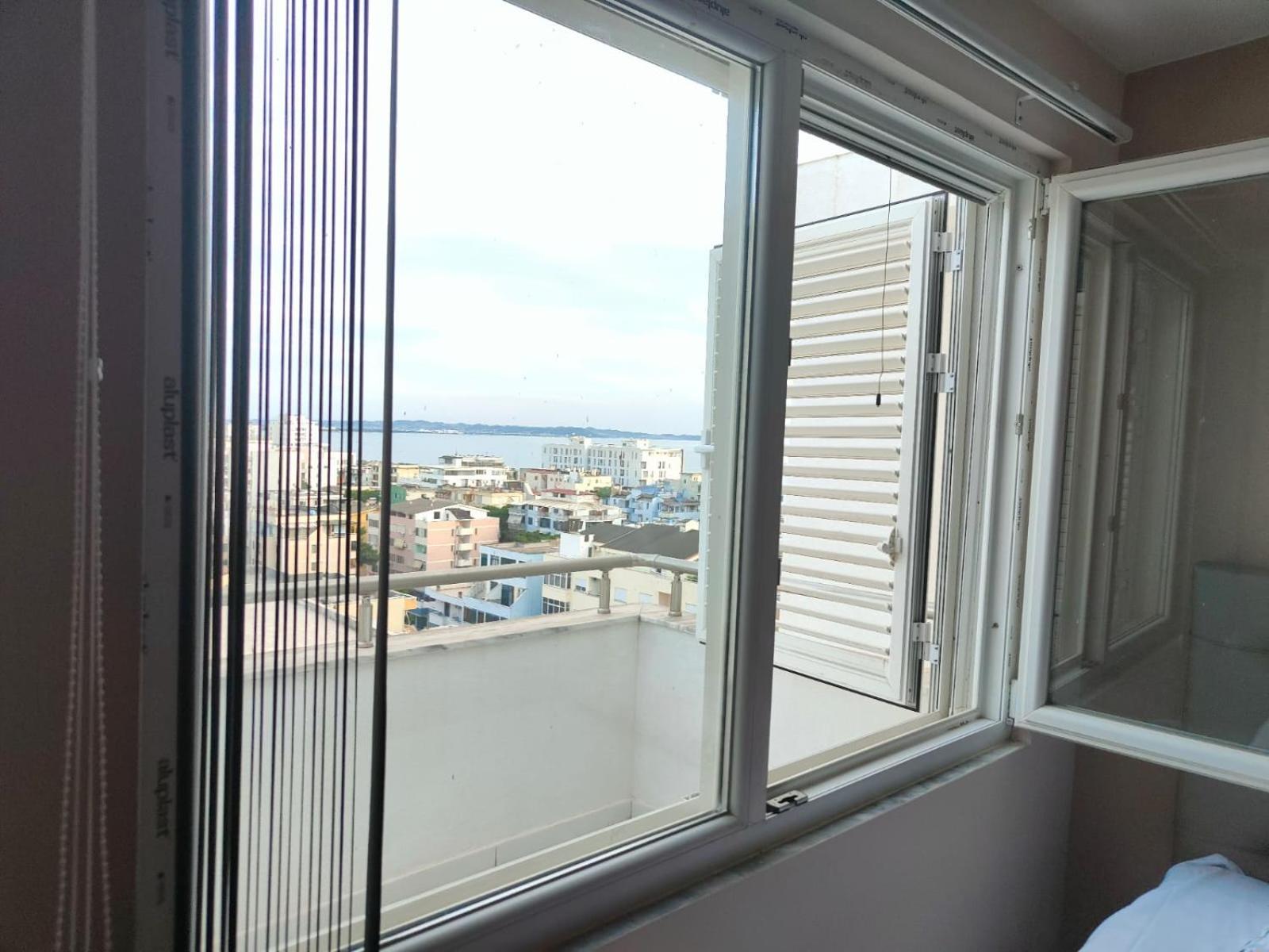 Penthouse d'exception avec Rooftop vue mer et colline 3 chambres sur 2 étages 100m de la plage