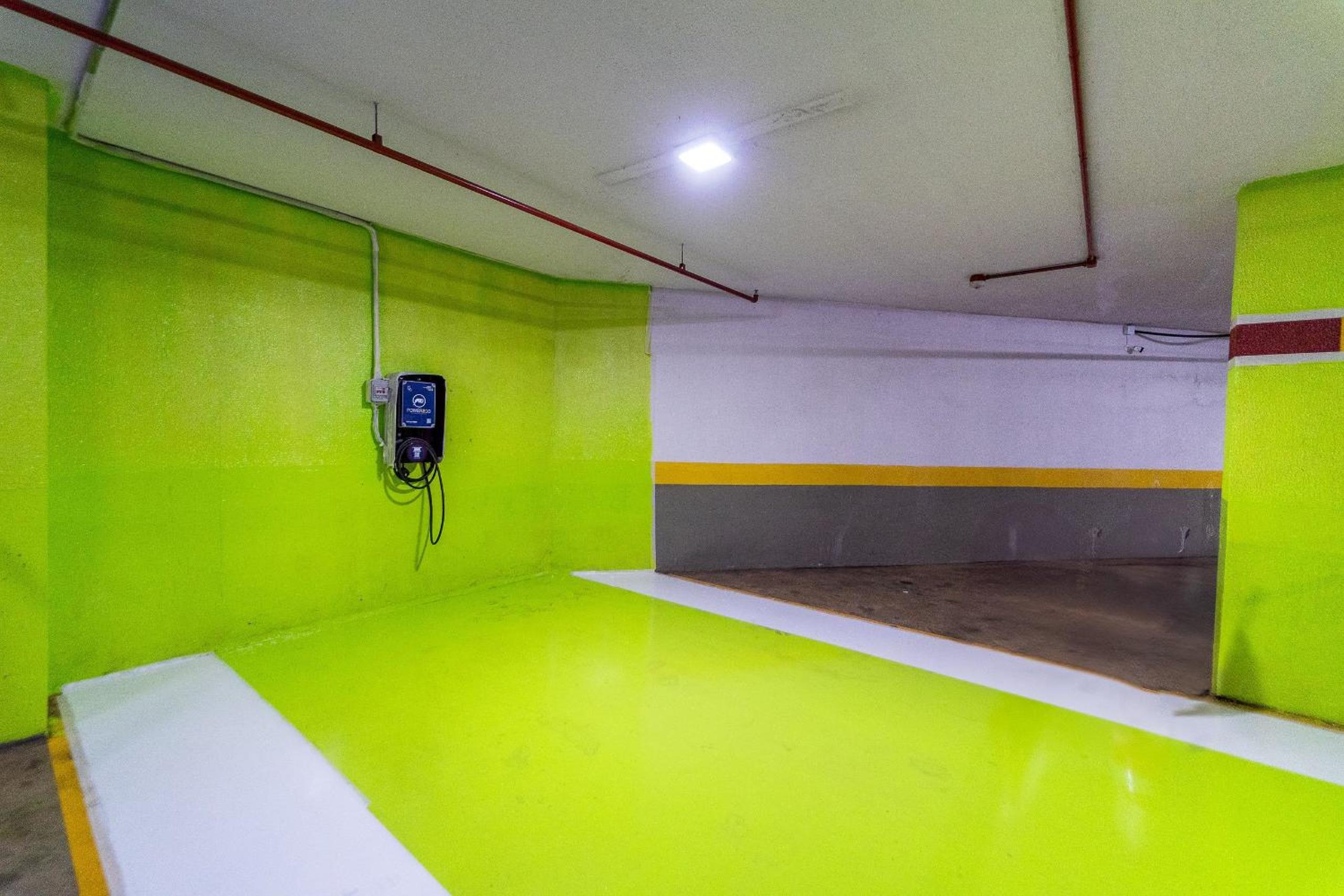 Flat em Hotel, Piscina, Academia, 300Mts Metro, Jr Catito