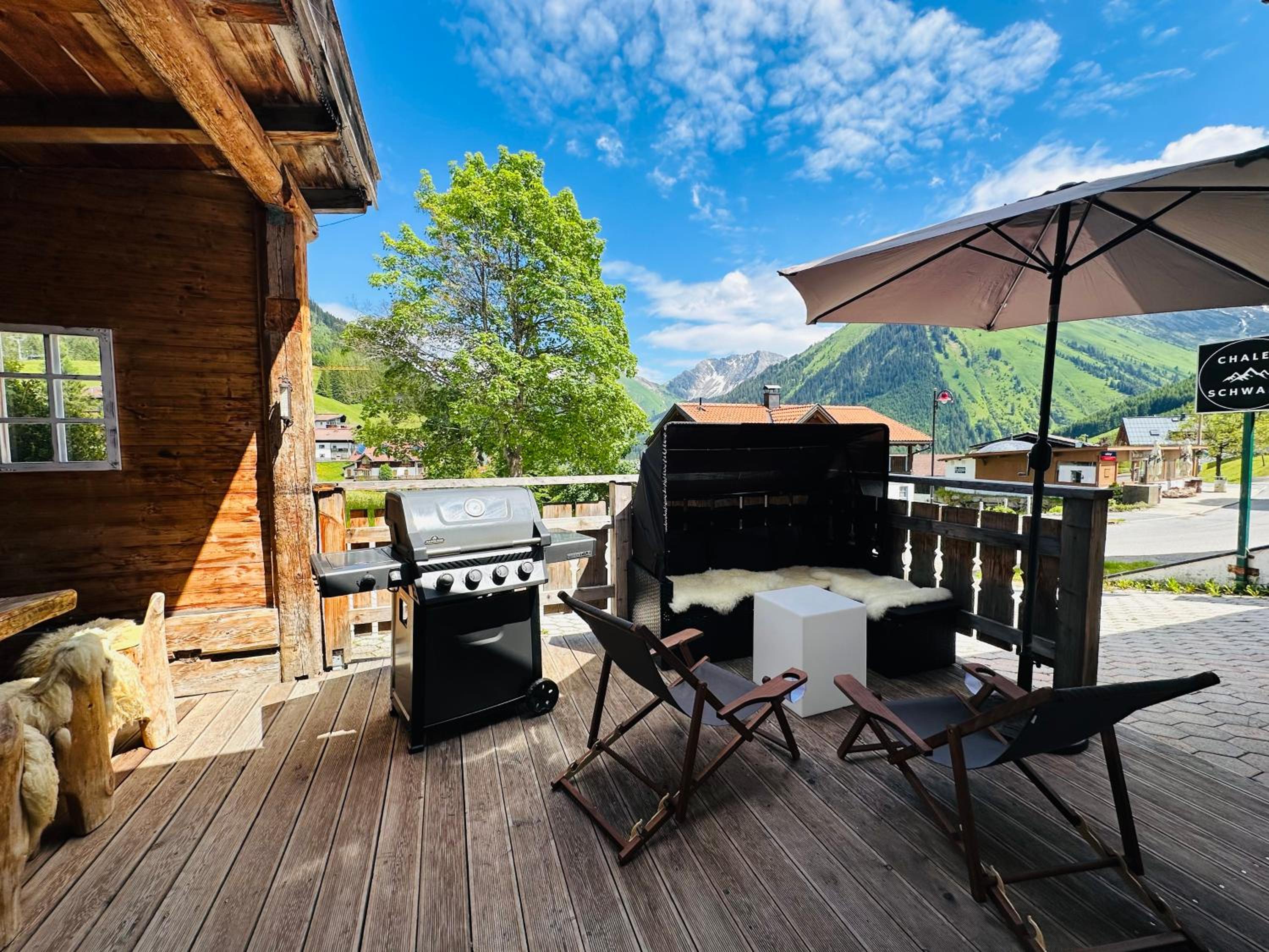 Chalet Schwarz