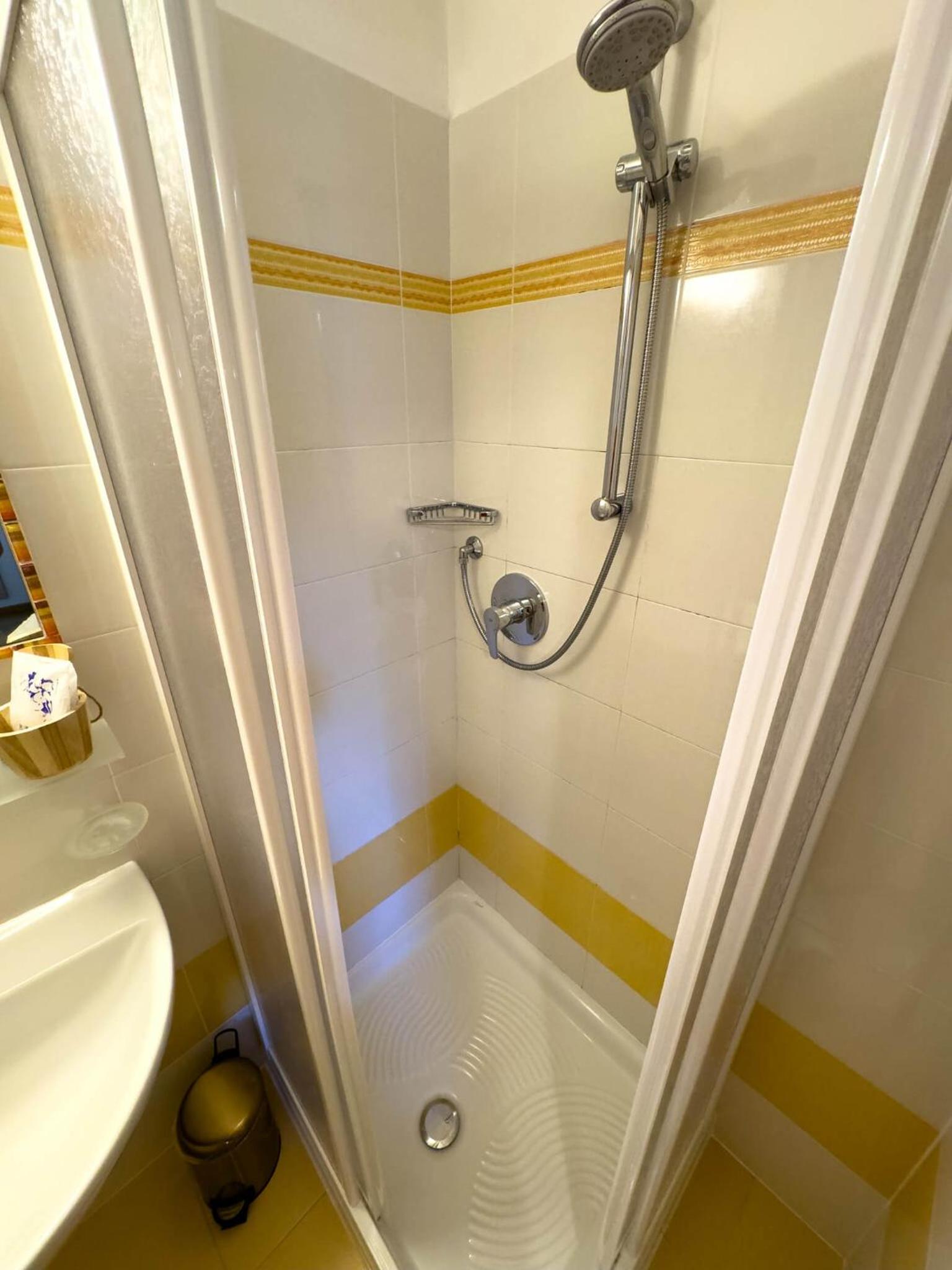 Photo 46
