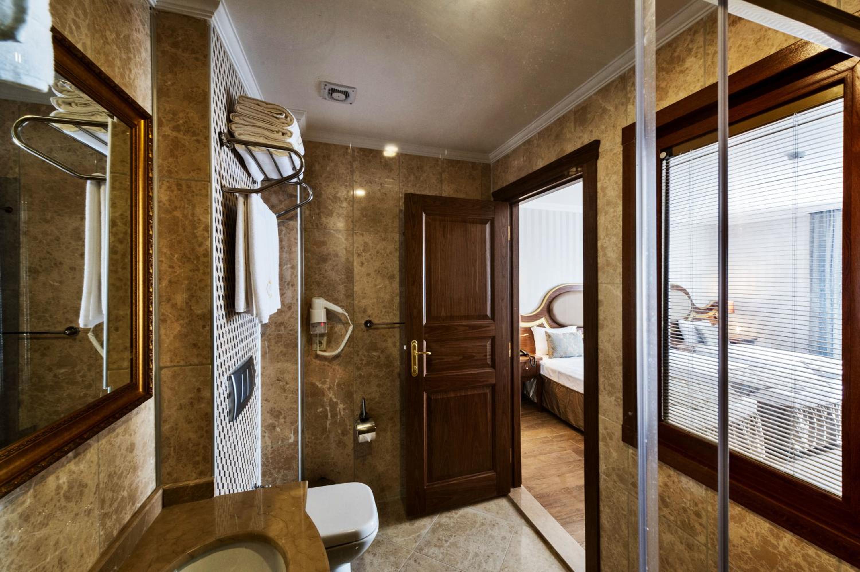 The Central Otel - Image 14