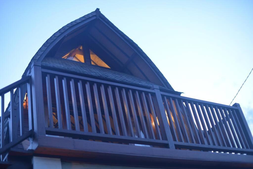 Villa Kenken - 2 Bedrooms villa close to Keramas Surfing Beach view 3