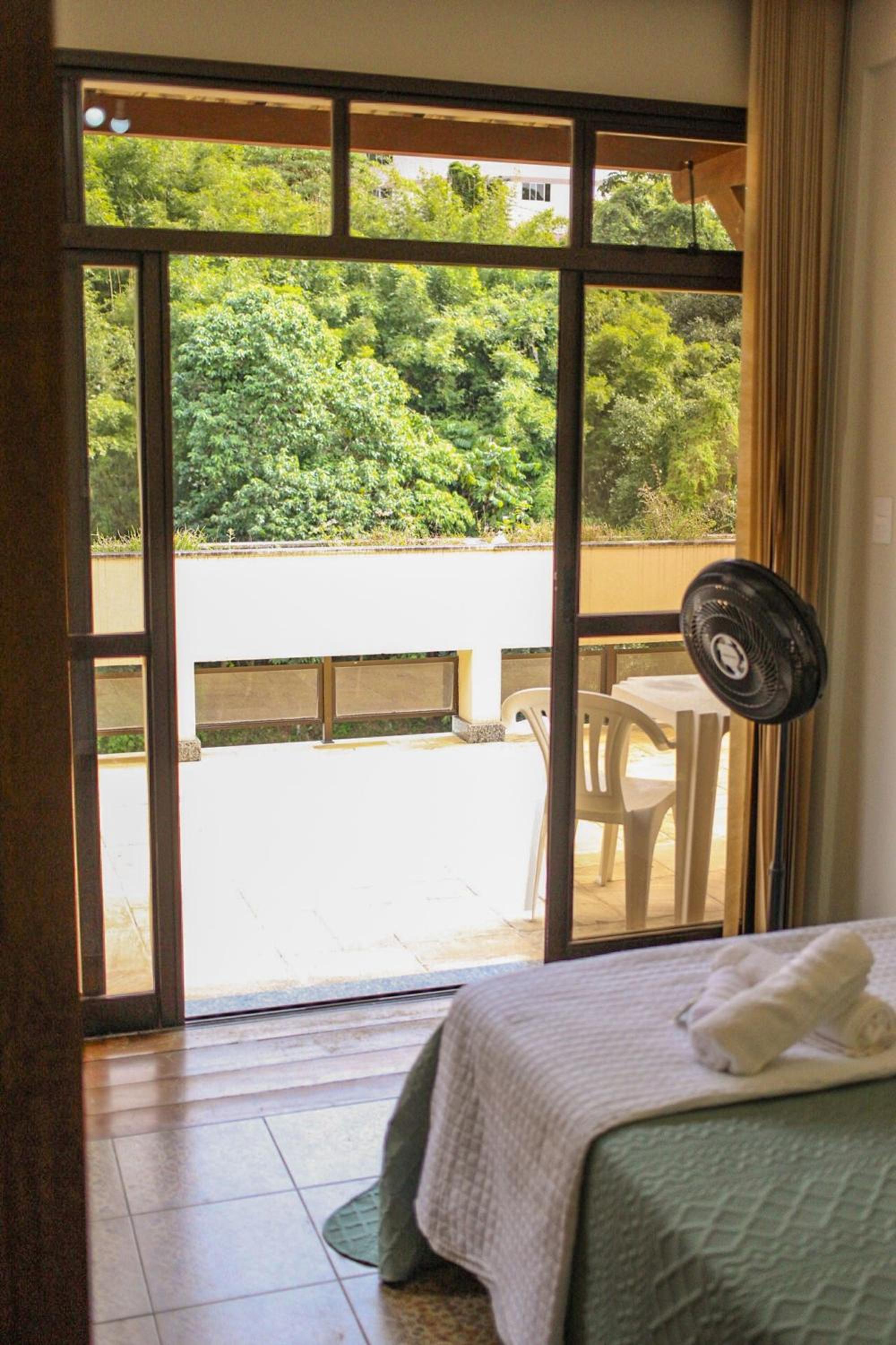 Cobertura com piscina e churrasqueira