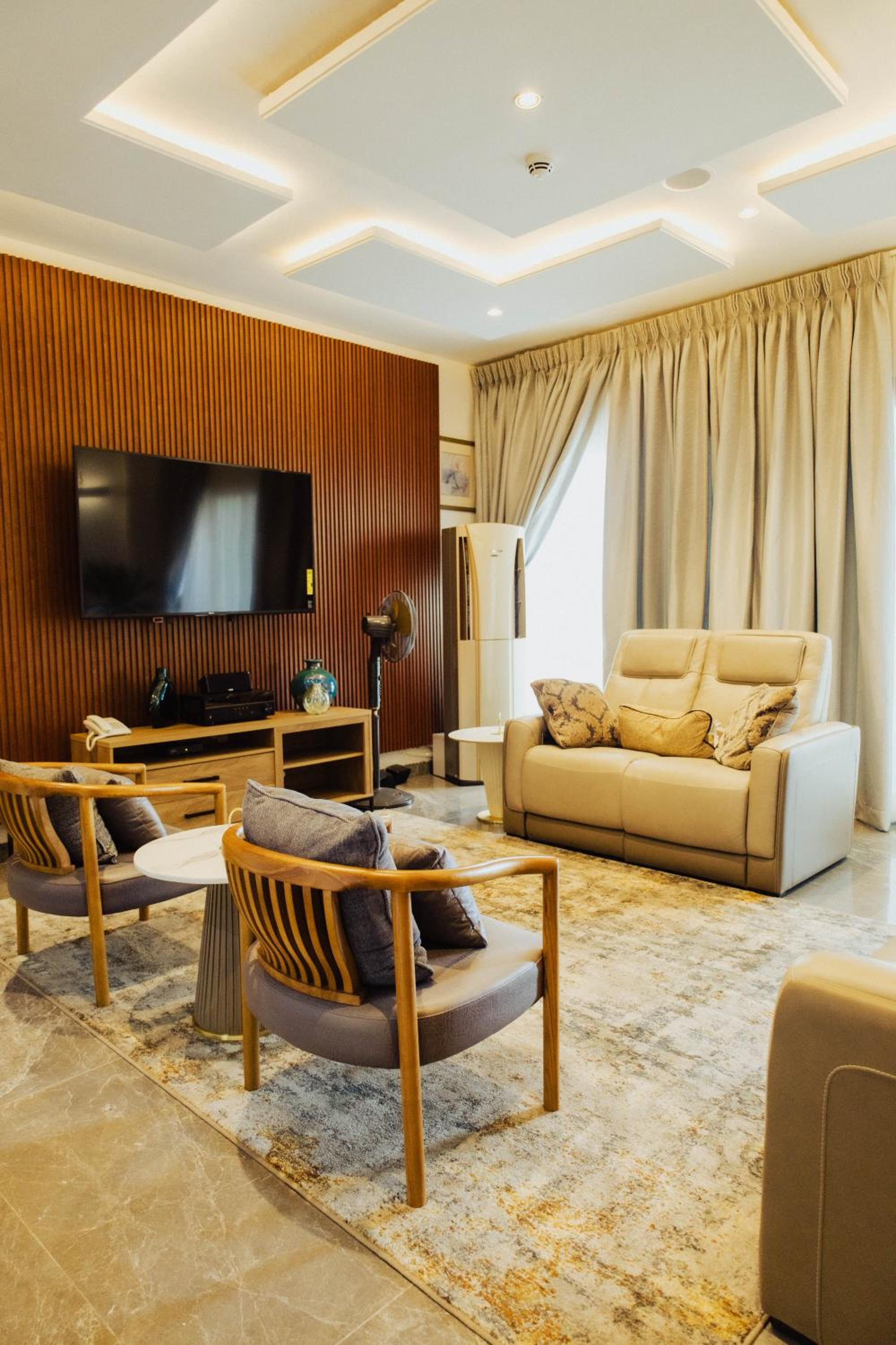 Zencasa Luxury Apartments view 2