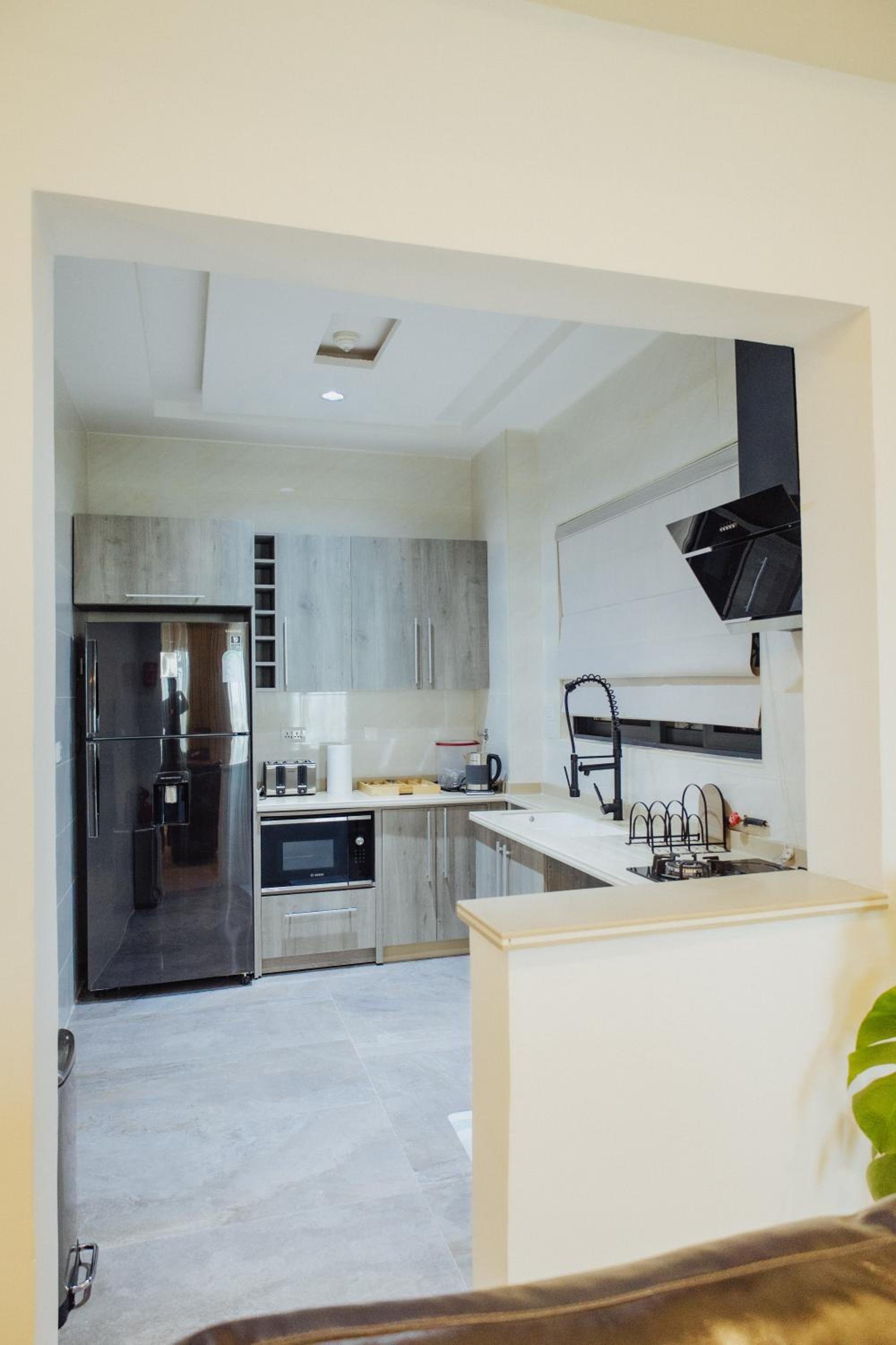 Zencasa Luxury Apartments view 3