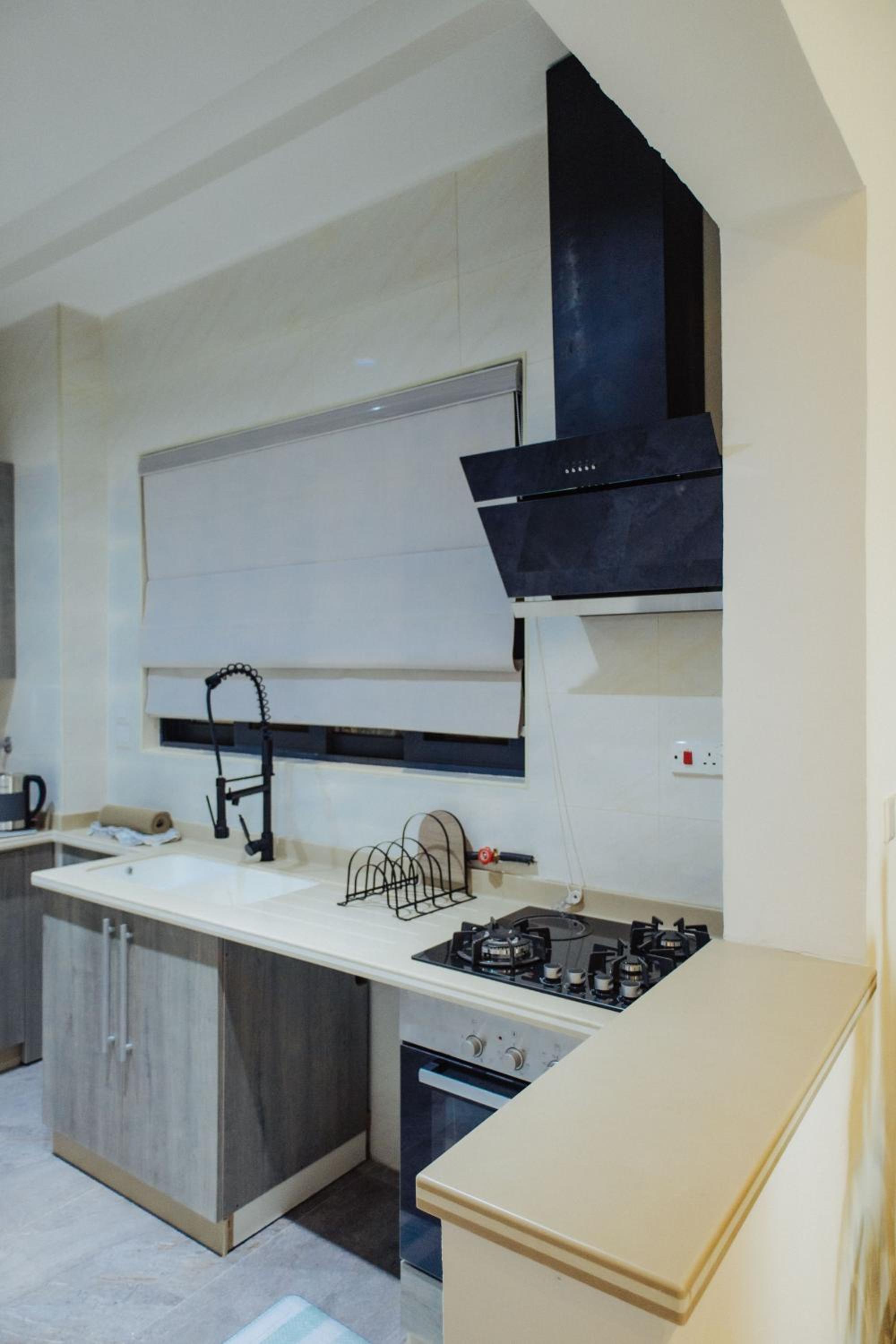 Zencasa Luxury Apartments view 4