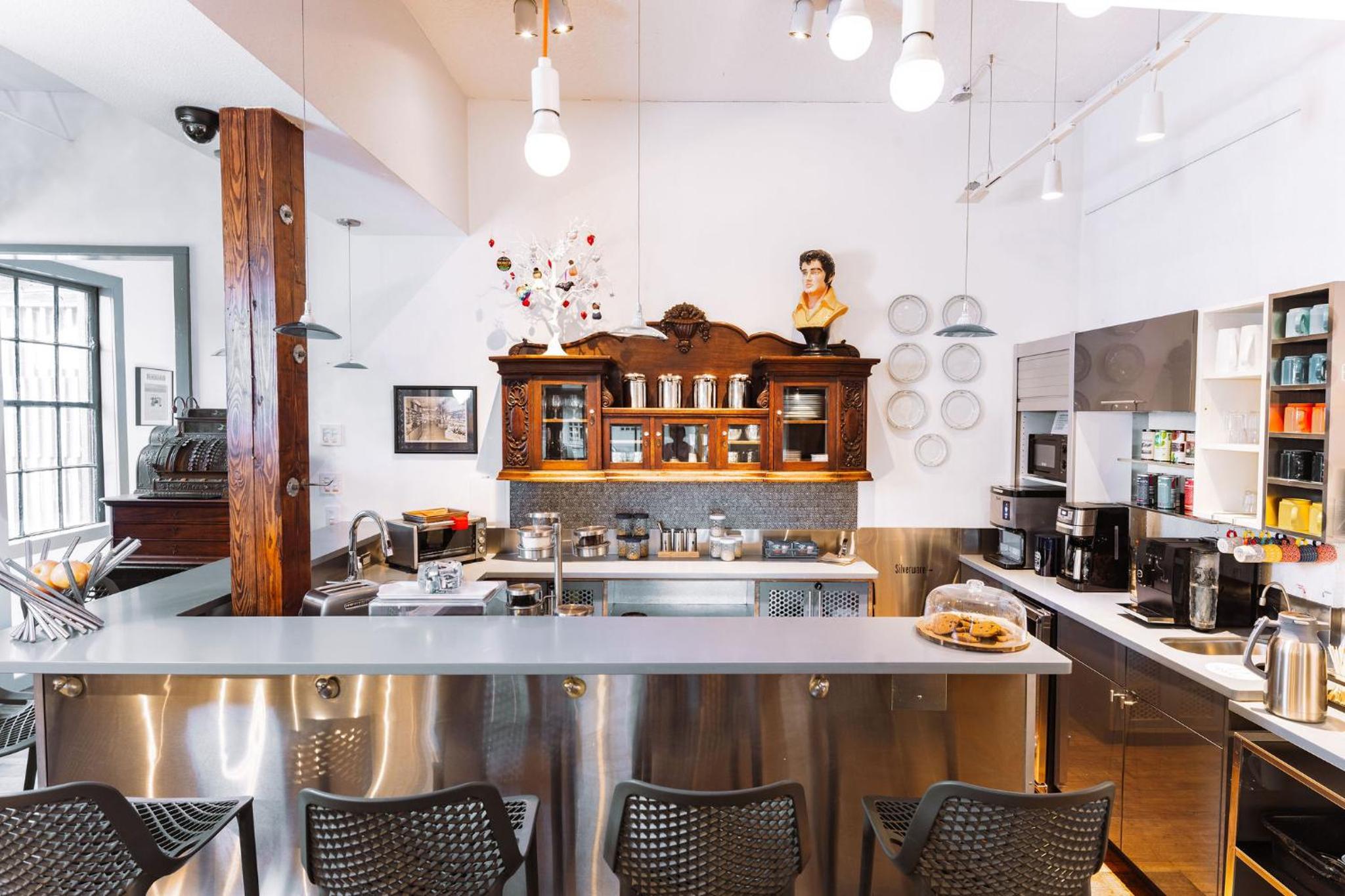 Juneau Vacations - Silverbow Inn  Suites - Property Image 81