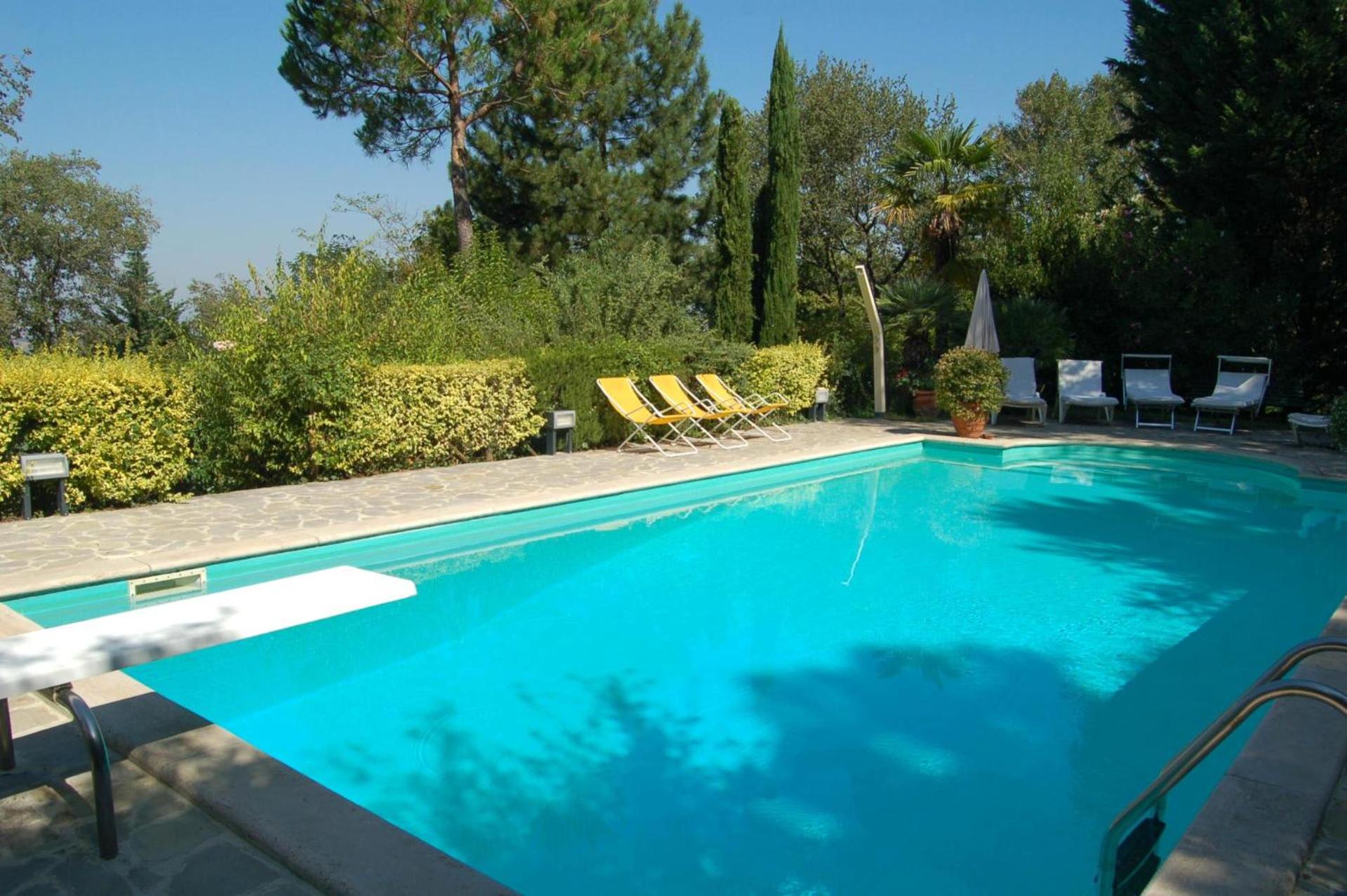 Villa Arancia with private pool view 3