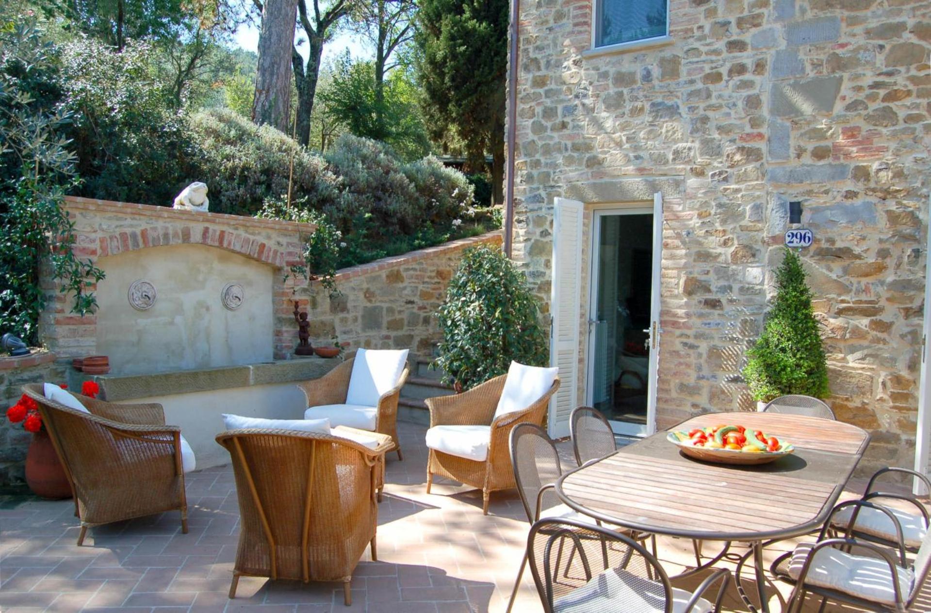 Villa Arancia with private pool view 5