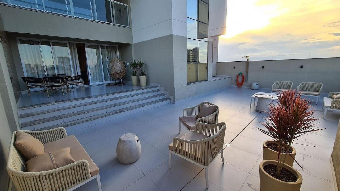 Grande apartamento no centro de Foz do Iguaçu