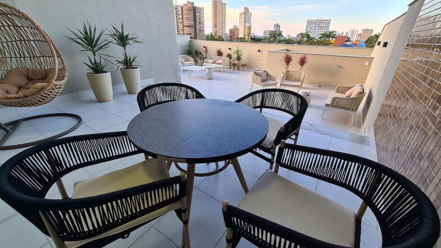Grande apartamento no centro de Foz do Iguaçu