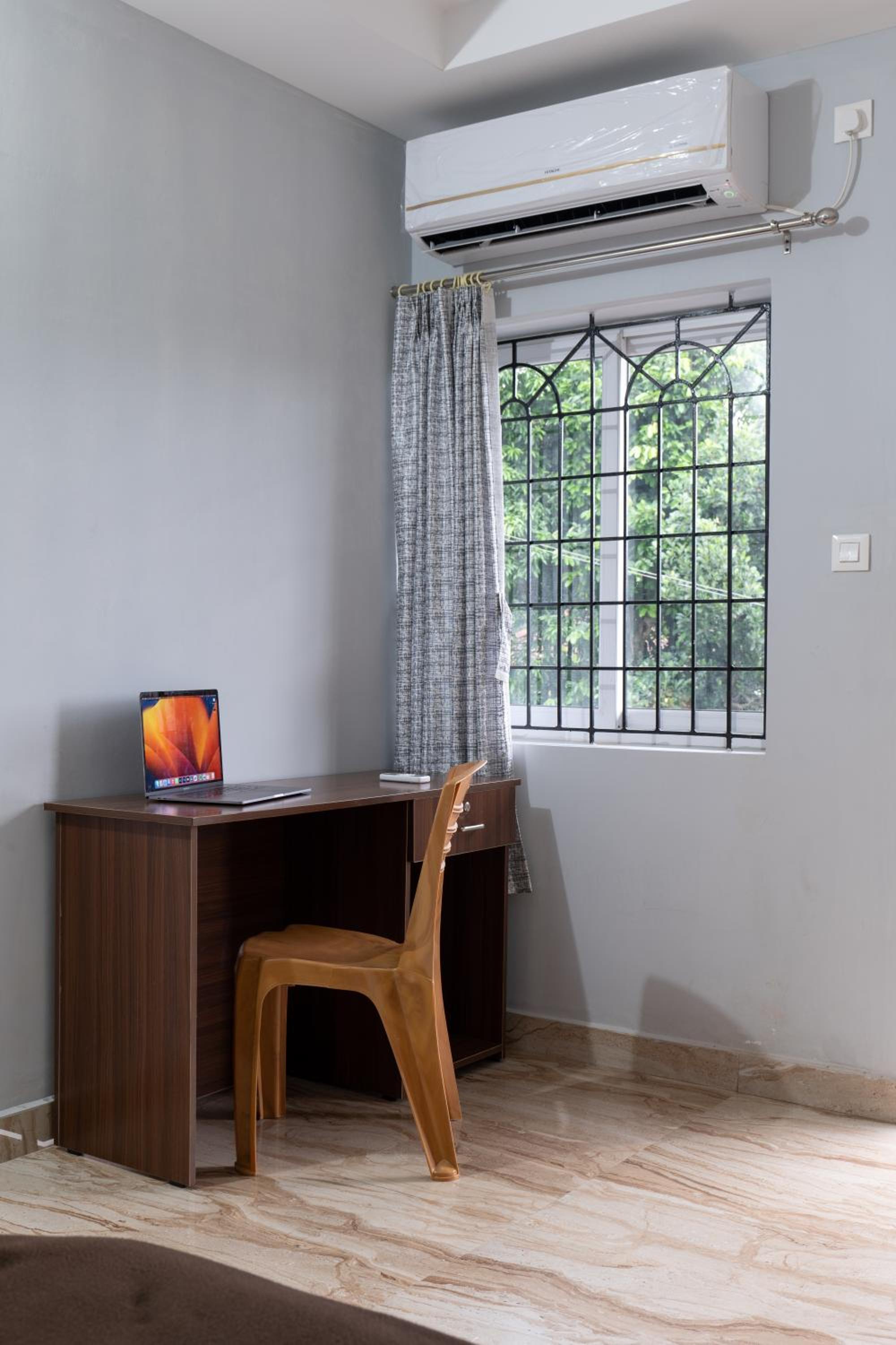Rashra Residency