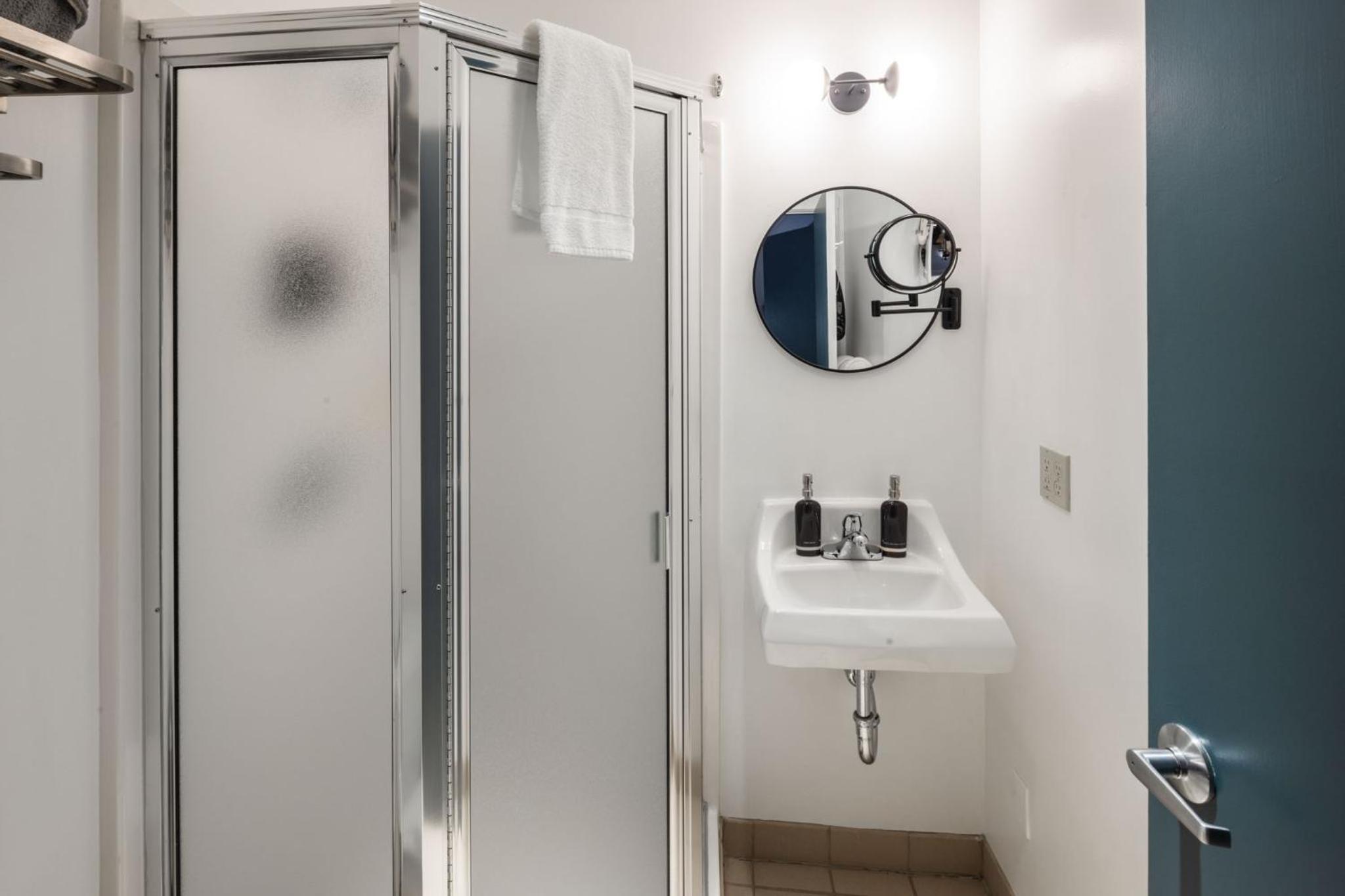 Juneau Vacations - Silverbow Inn  Suites - Property Image 95