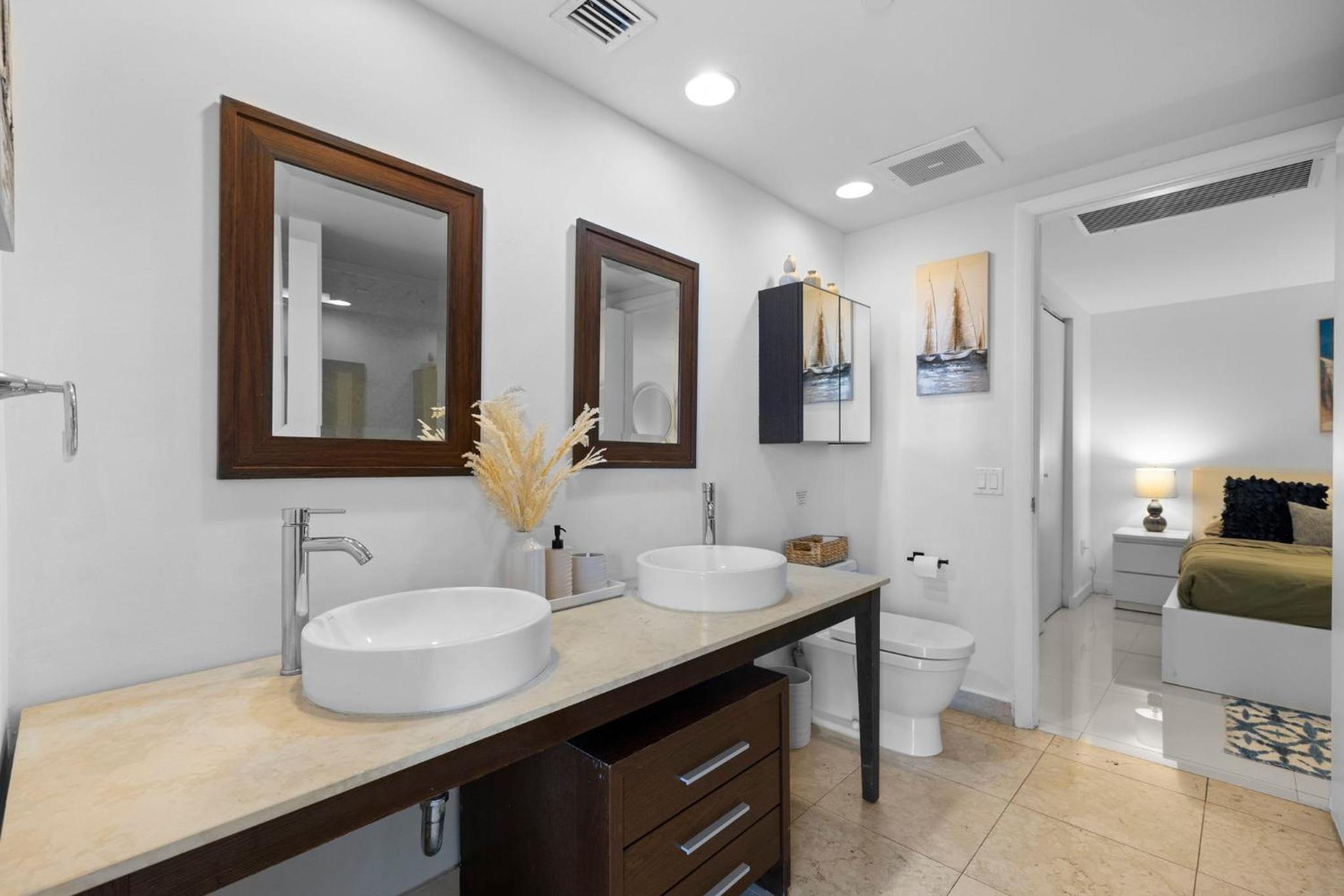 Downtown Brickell- FREE Pool -GYM- SPA