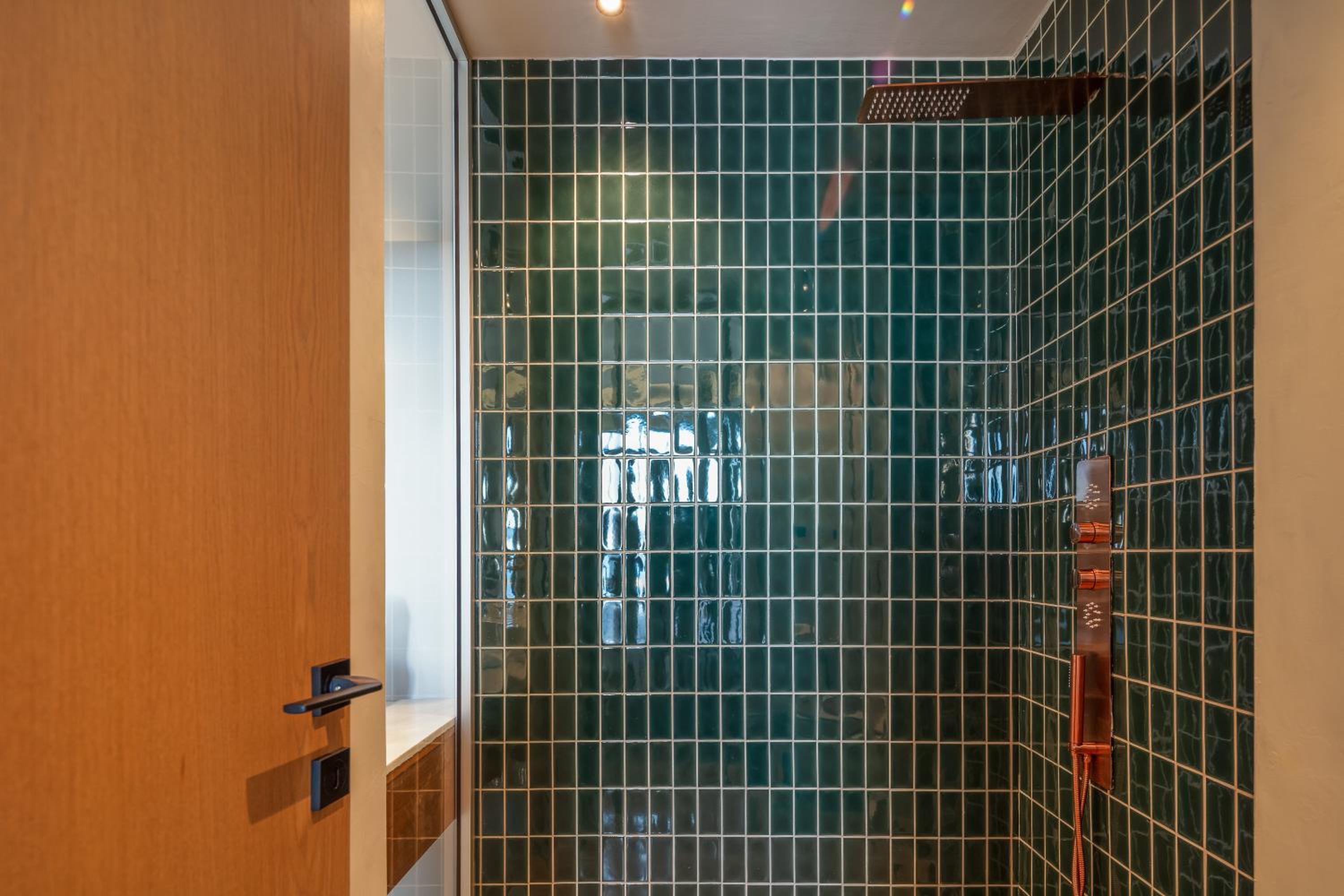 Photo 93