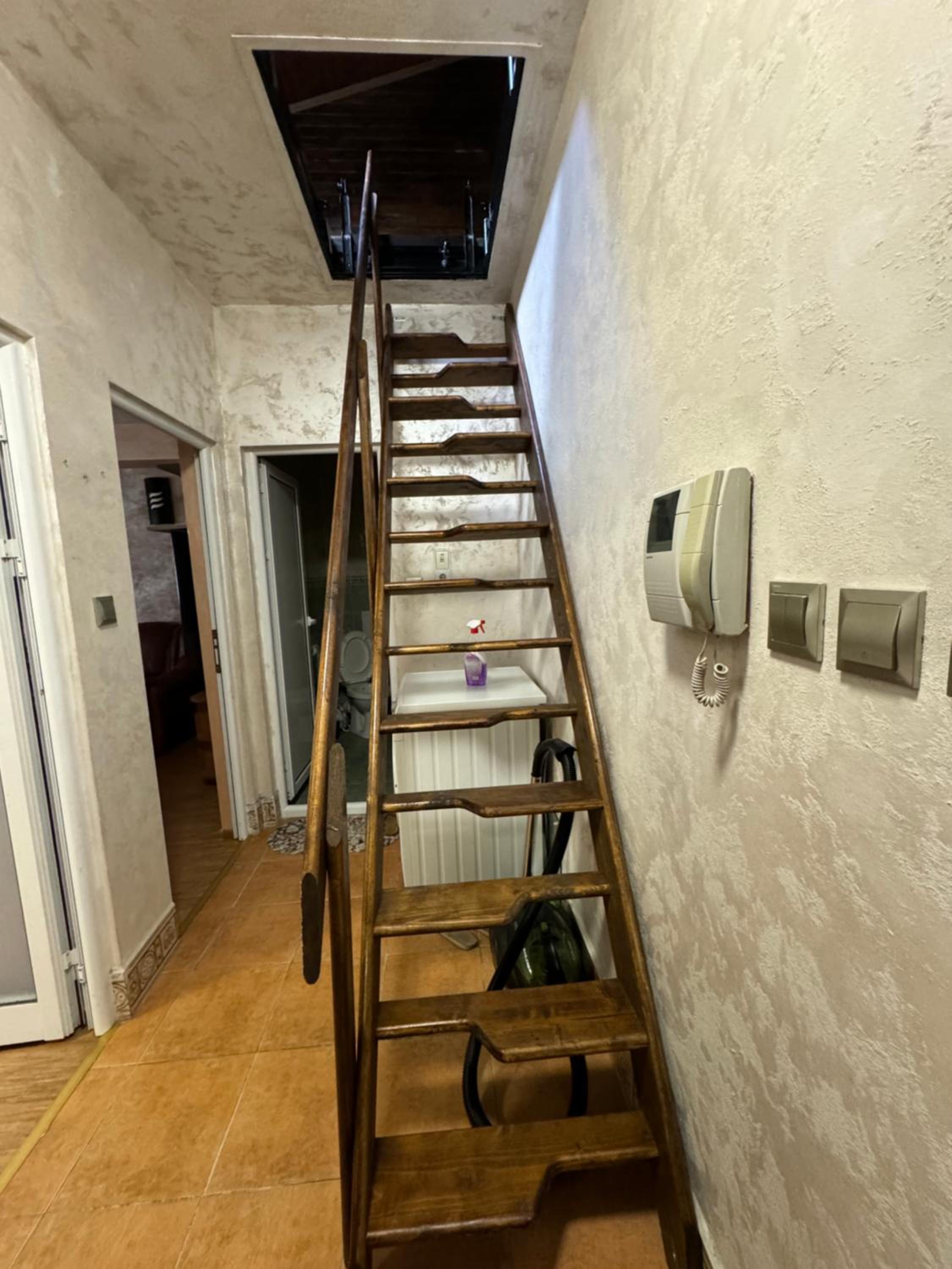DINEVI APARTMENTS
