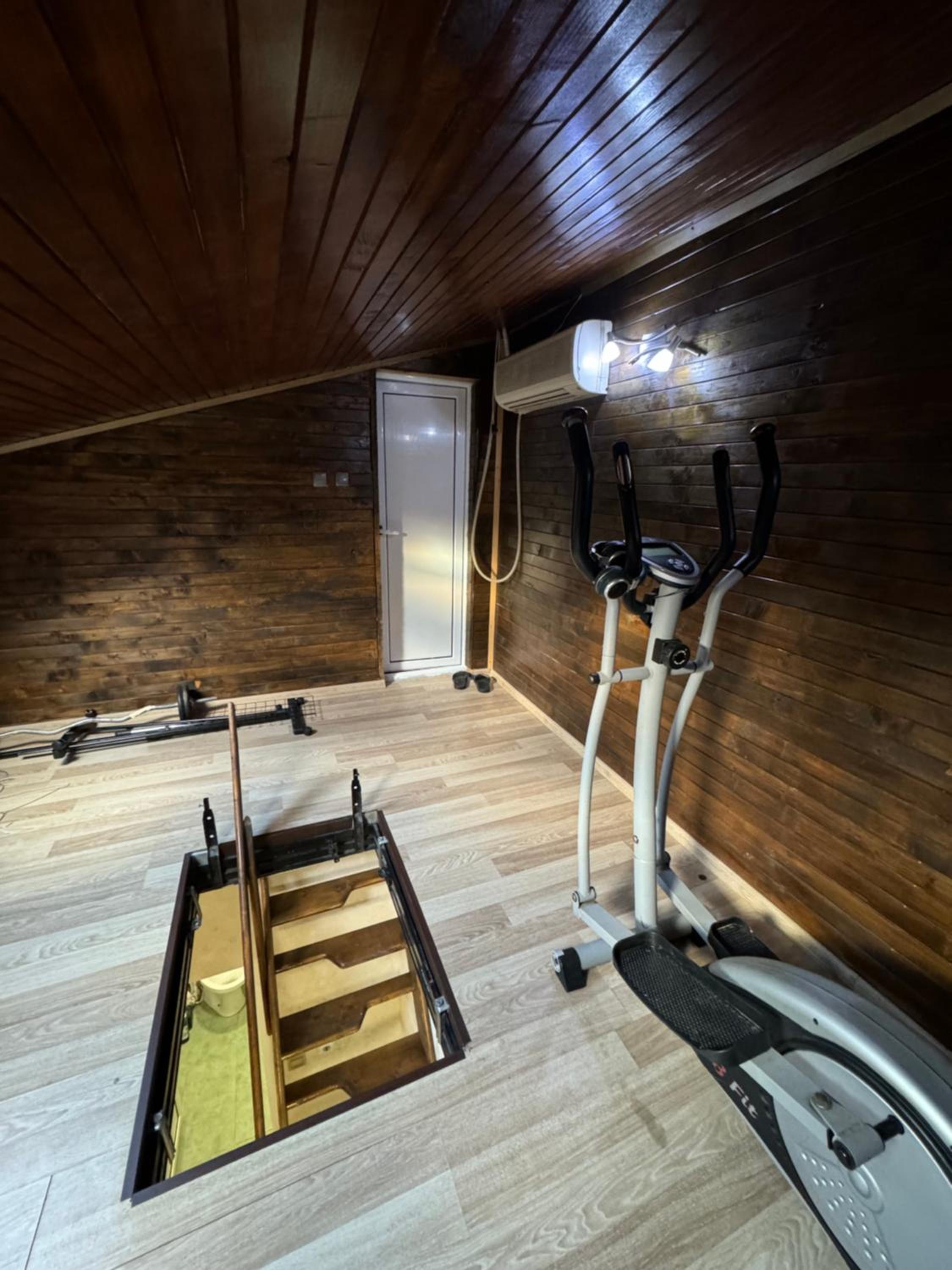 DINEVI APARTMENTS