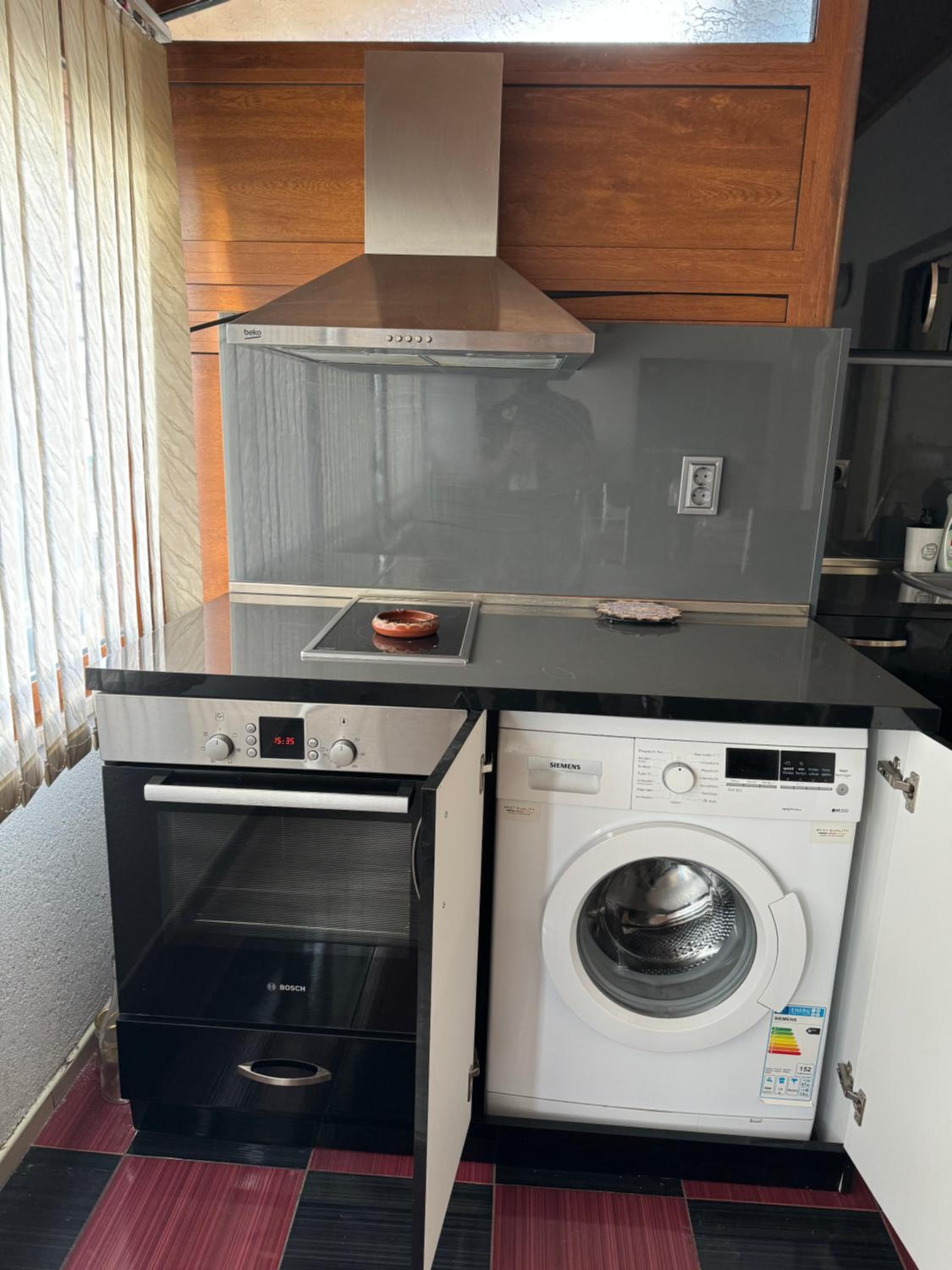 DINEVI APARTMENTS