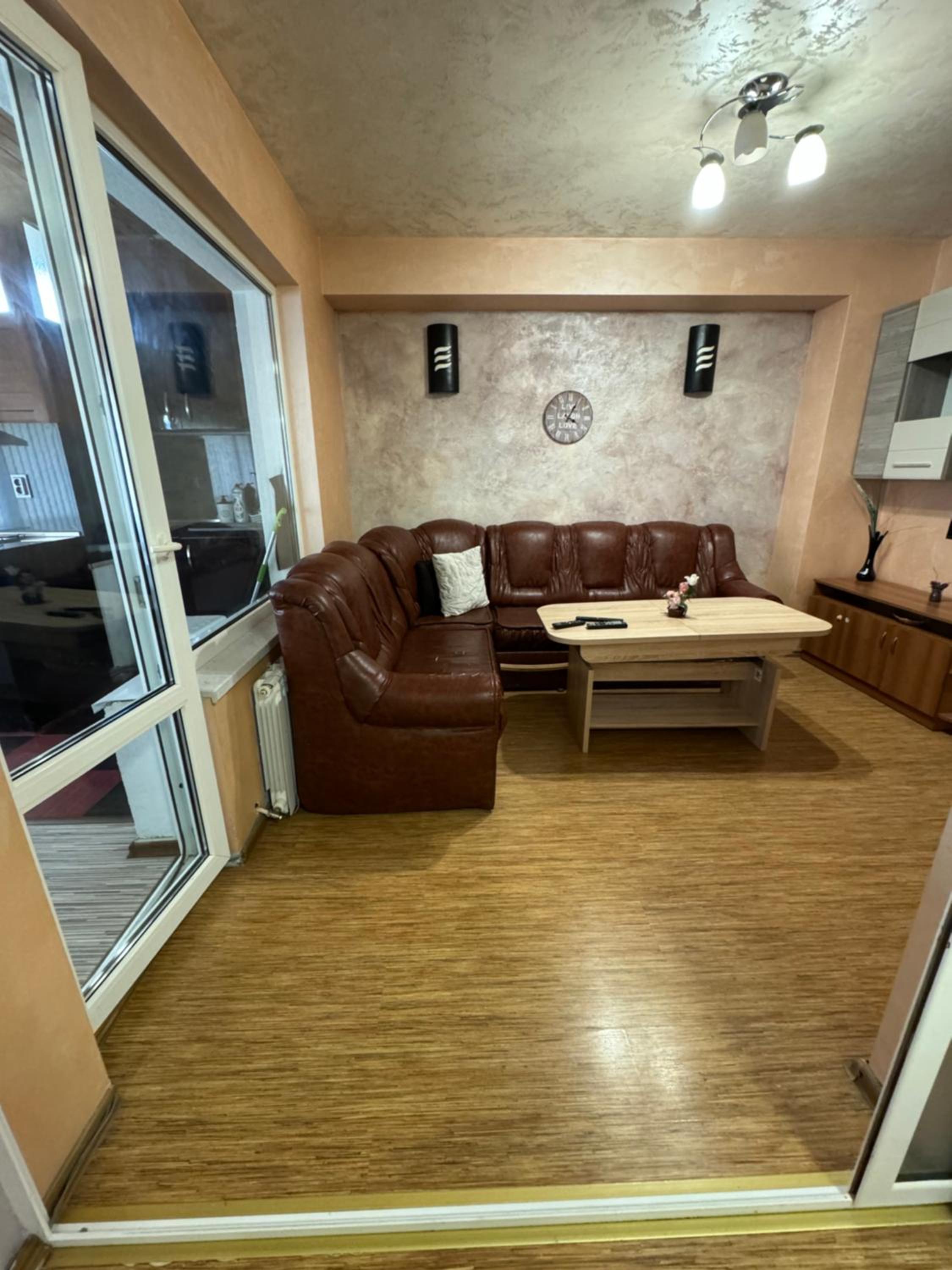 DINEVI APARTMENTS
