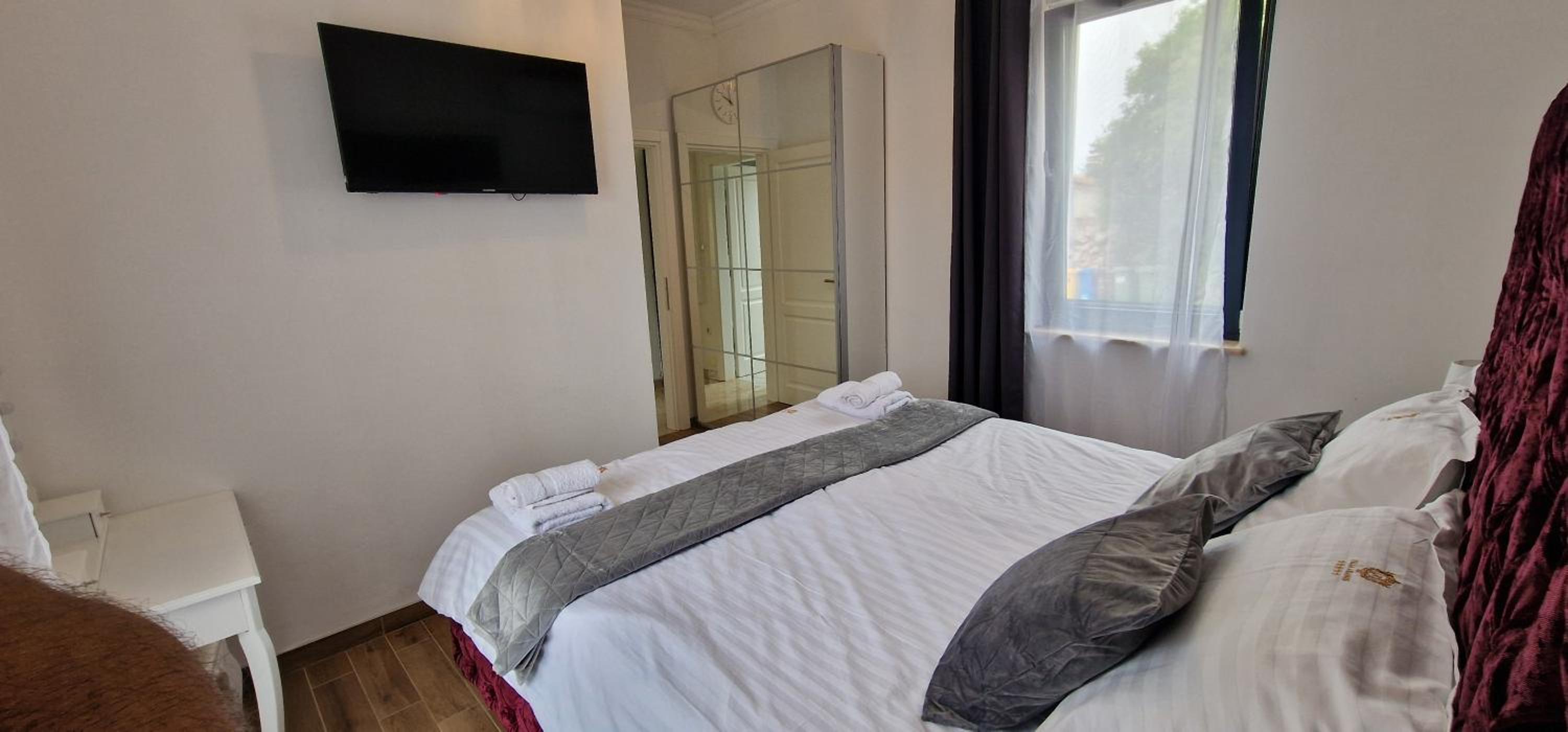 Luxury Villa Aramis with jacuzzi in Malinska