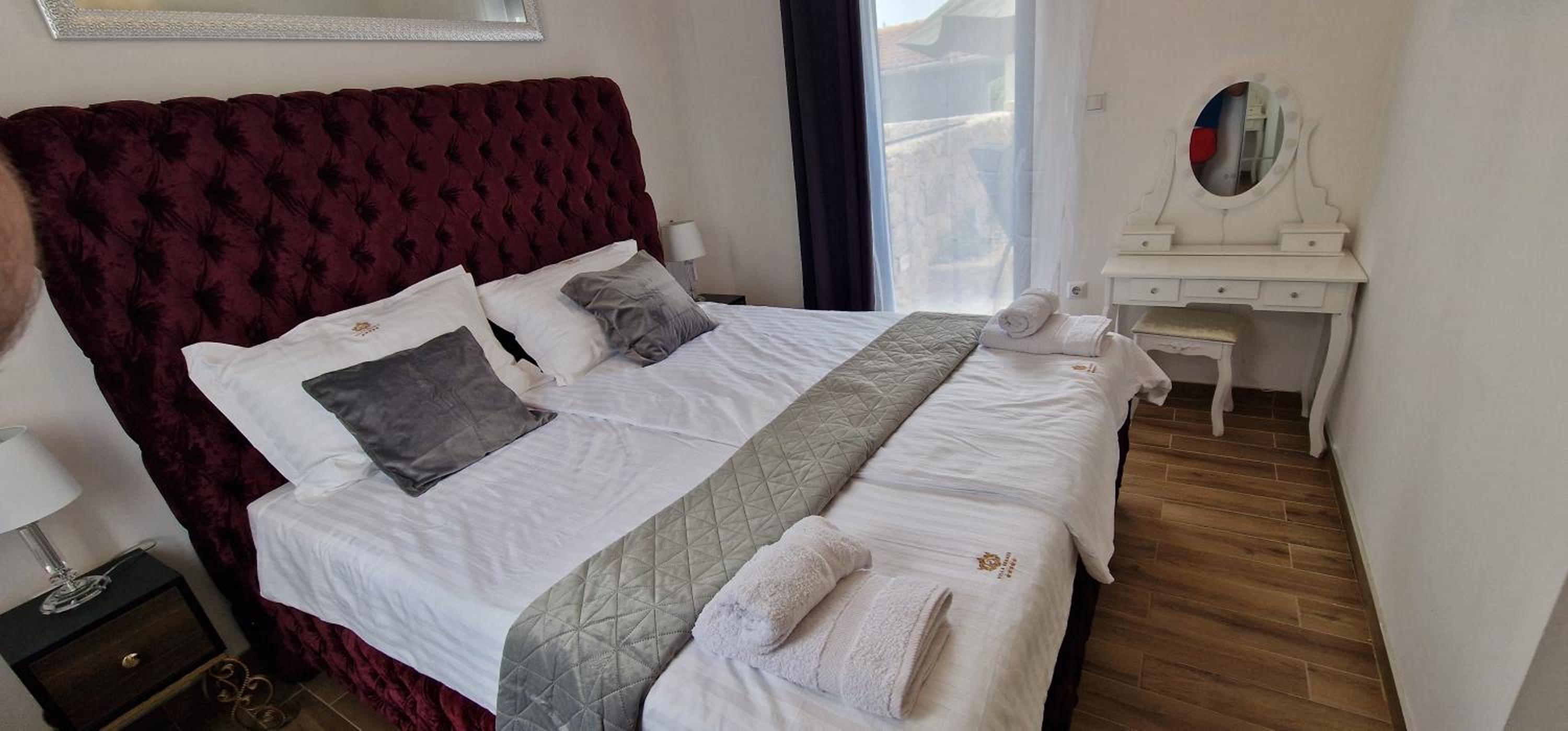 Luxury Villa Aramis with jacuzzi in Malinska