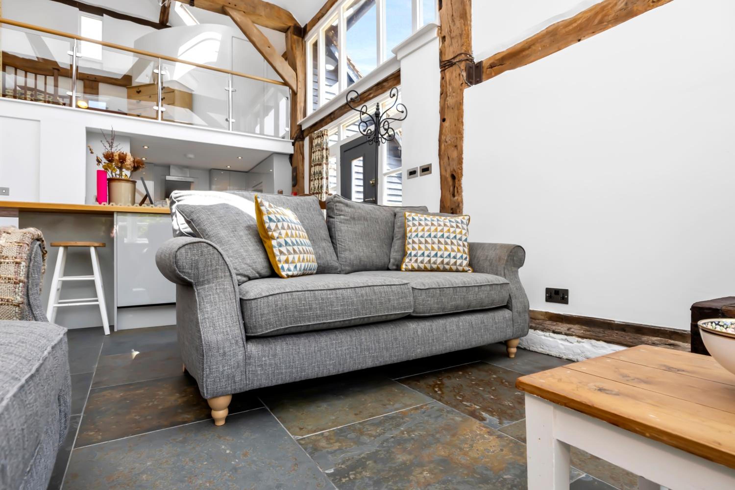 The Barn at Stoaches by Huluki Sussex Stays view 4