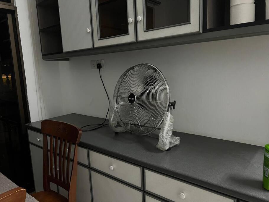 Homestay Corner House Taman Daya Near Austin Adda Height