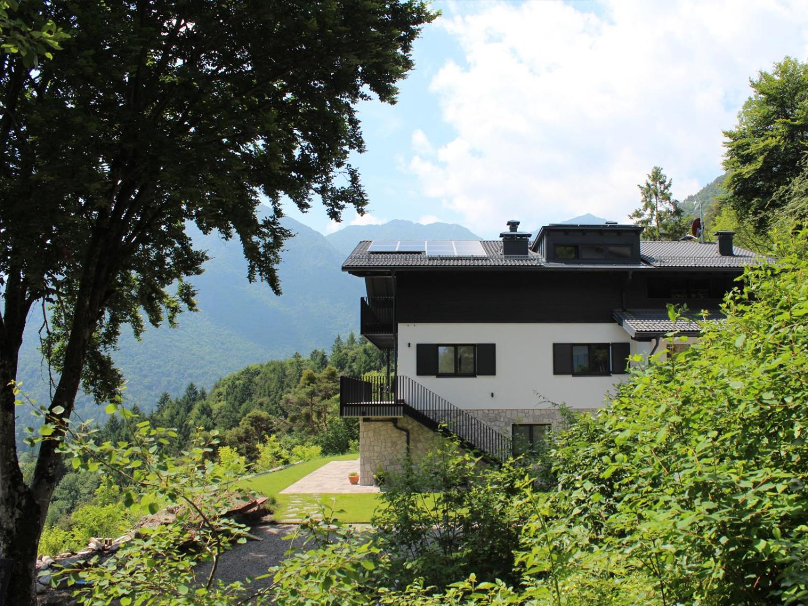 Villa Regina - Lake Ledro Apartments view 5
