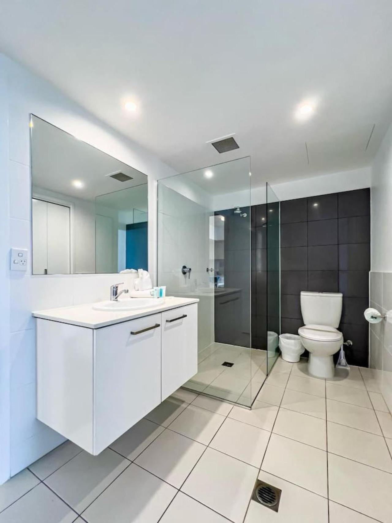 Ocean Whisper Broadbeach