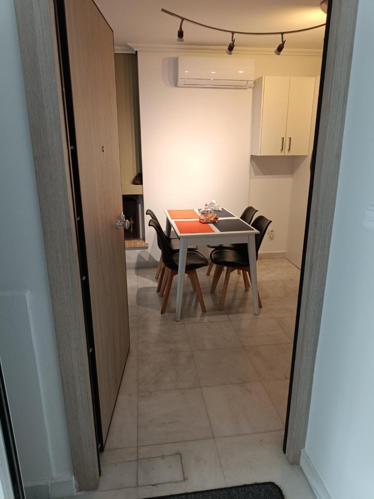 Kalimera Alimos Apartment